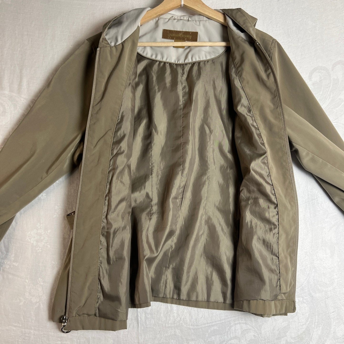 Weather Tamer Utility Jacket Womens Large Khaki Hooded Zip Front Elegant Travel