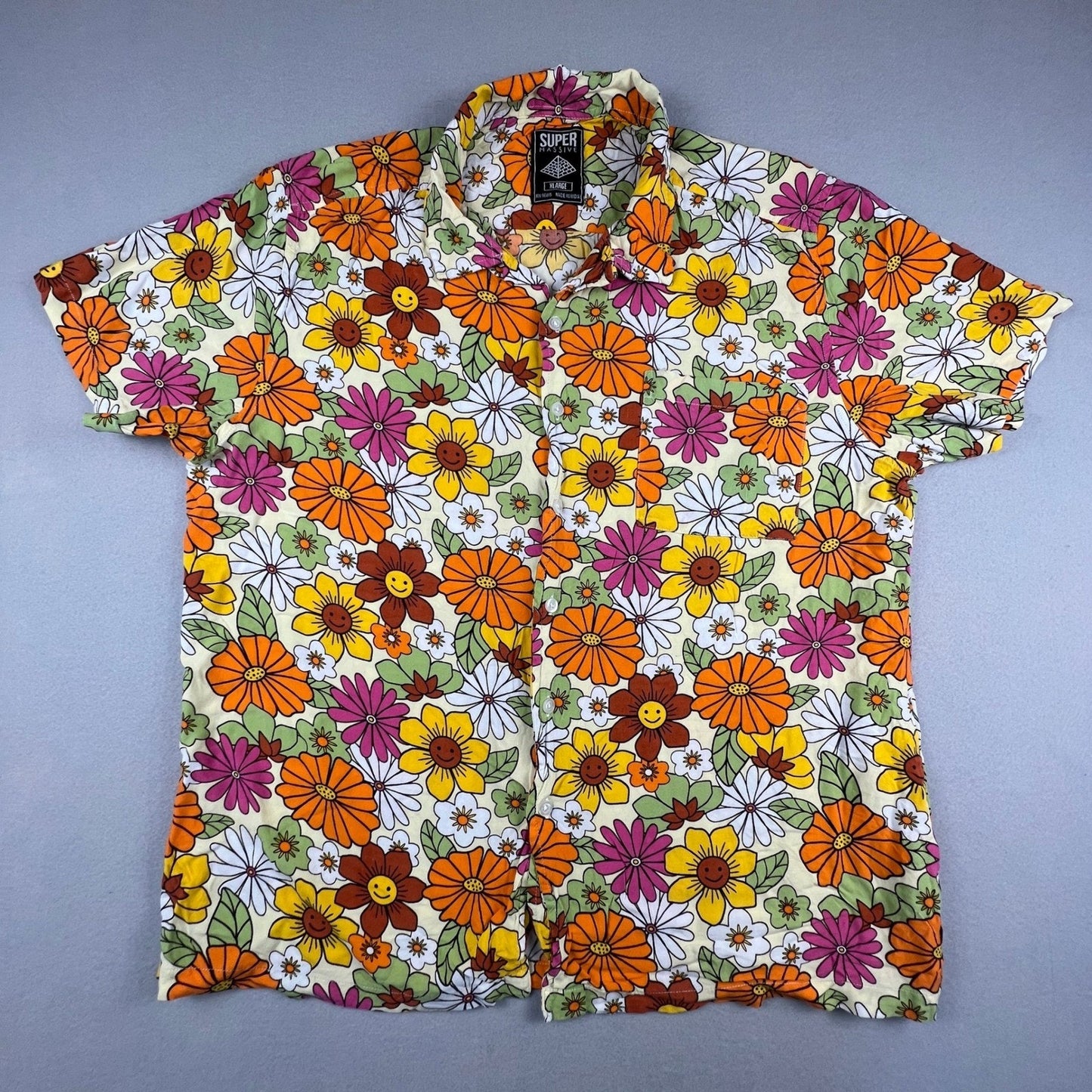 Super Massive Button Down Shirt Mens XL Floral Smiley Face Retro 70s Indie Aloha