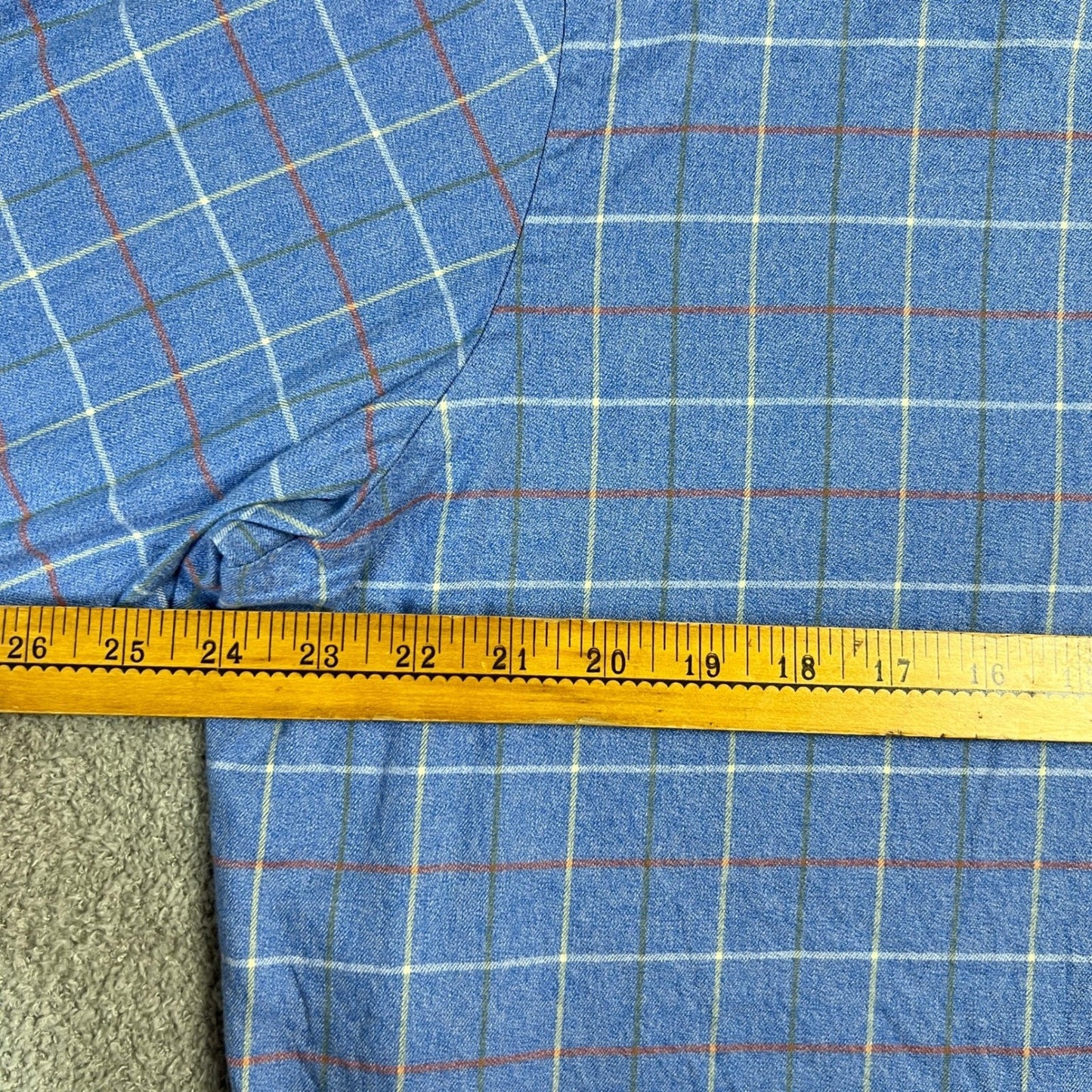 ORVIS Button Down Shirt Men's Large Country Twill Classic Fit Plaid 100 % Cotton