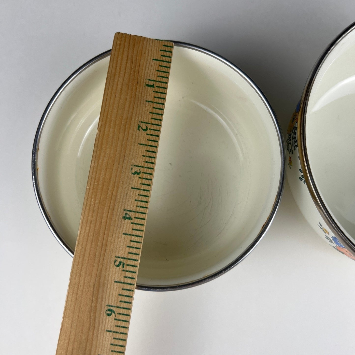 VTG Bowls M. Kamenstein Enamel Set of 2 Floral 1982 Kitchenware Grandamcore