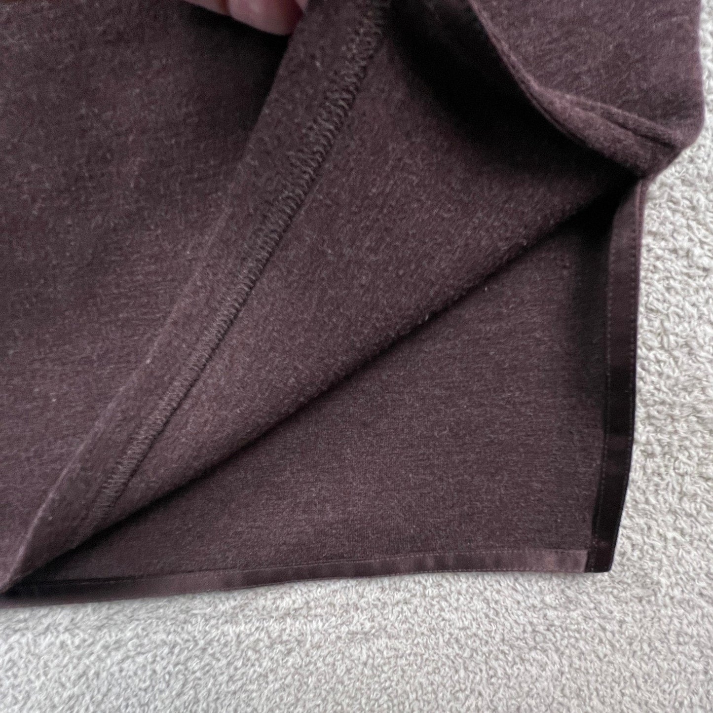 Varley Womens Oversized Sweatshirt Zipper Pocket Burgundy Plum Pullover Fashion