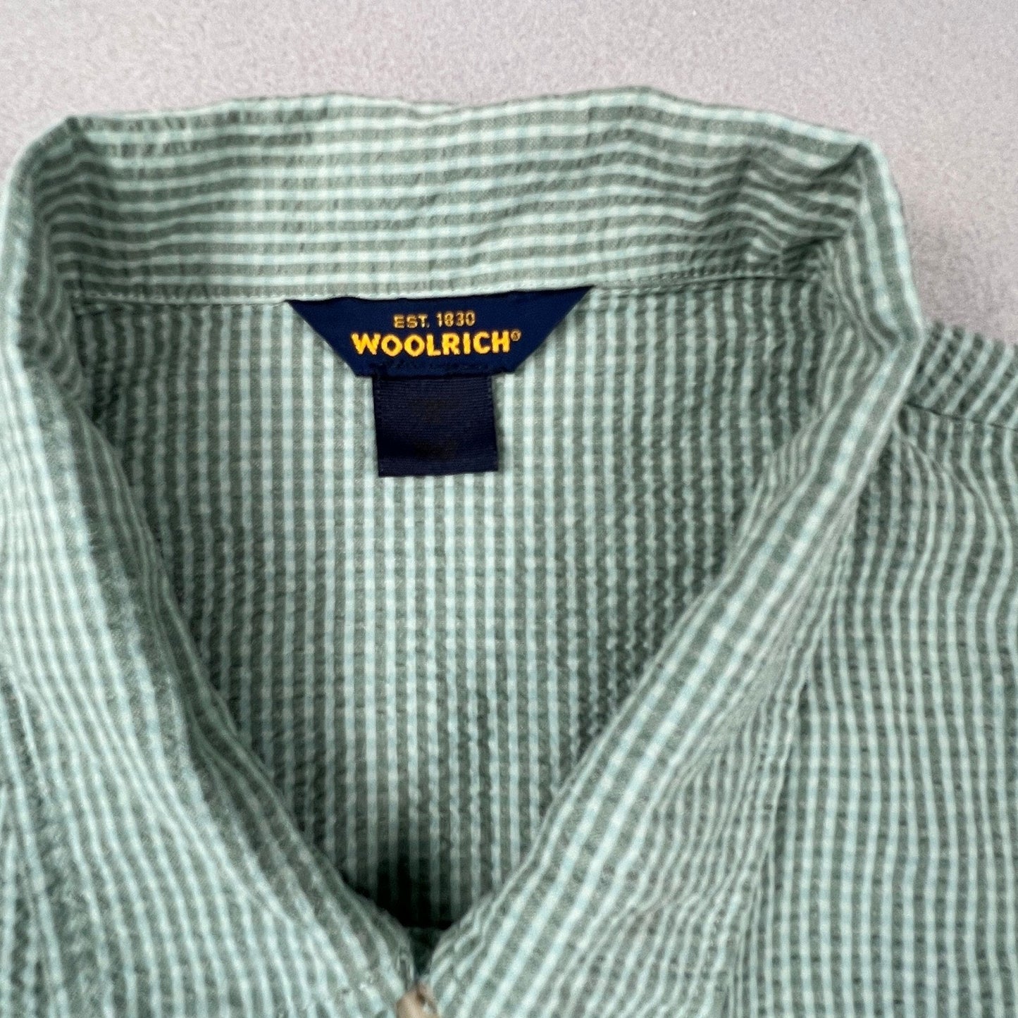 Woolrich Seersucker Shirt Womens XL Green Striped Sleeveless Button Up Outdoor