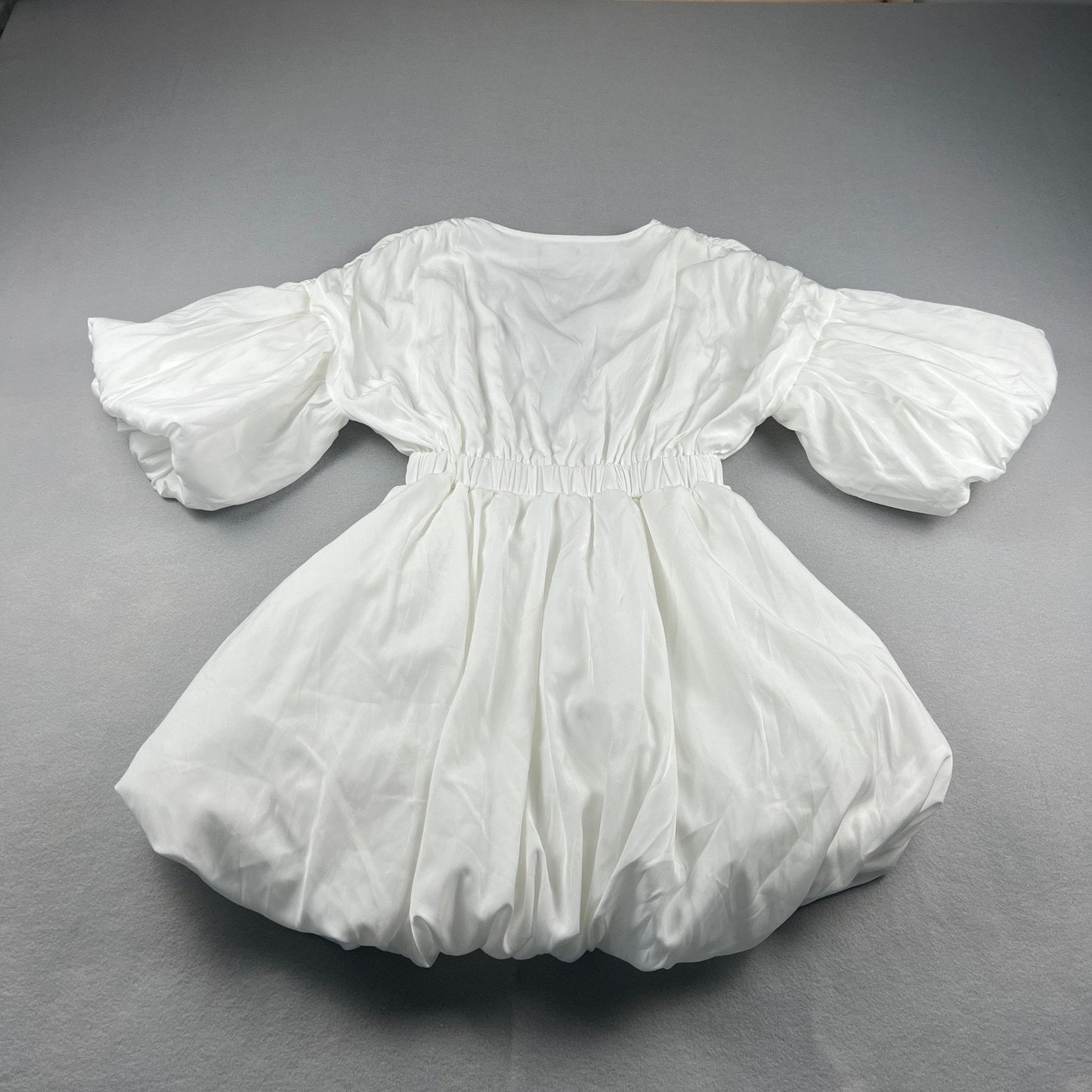 NWT Bubble Hem Dress Size 6 White Puff Sleeve Mini Party Wedding Bridal
