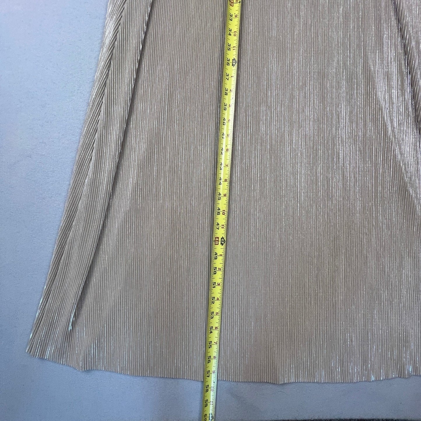 Baltic Born Maxi Dress Womens Small Gold Metallic Plissé Pleated Flutter Sleeve