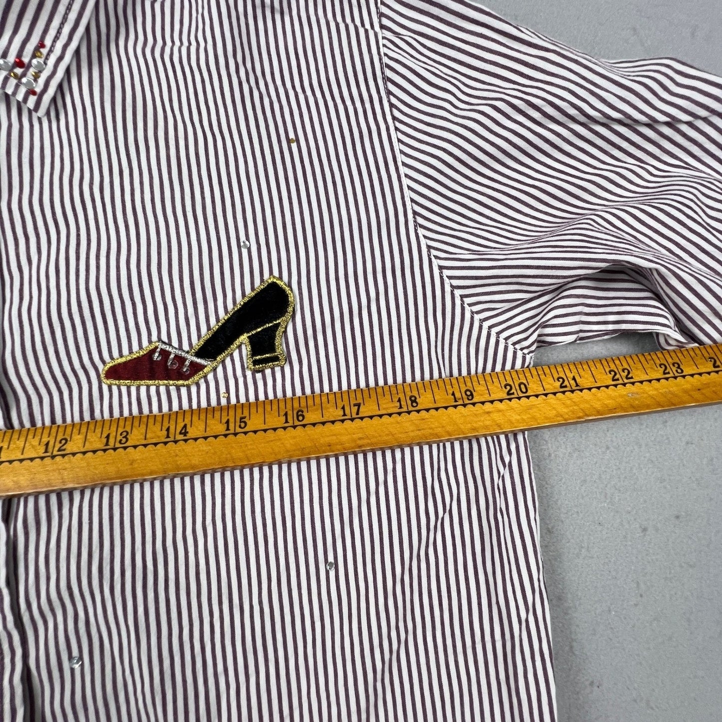 Bobbie Brooks Button Up Shirt Womens Small Purple Stripe Shoe Applique Blouse