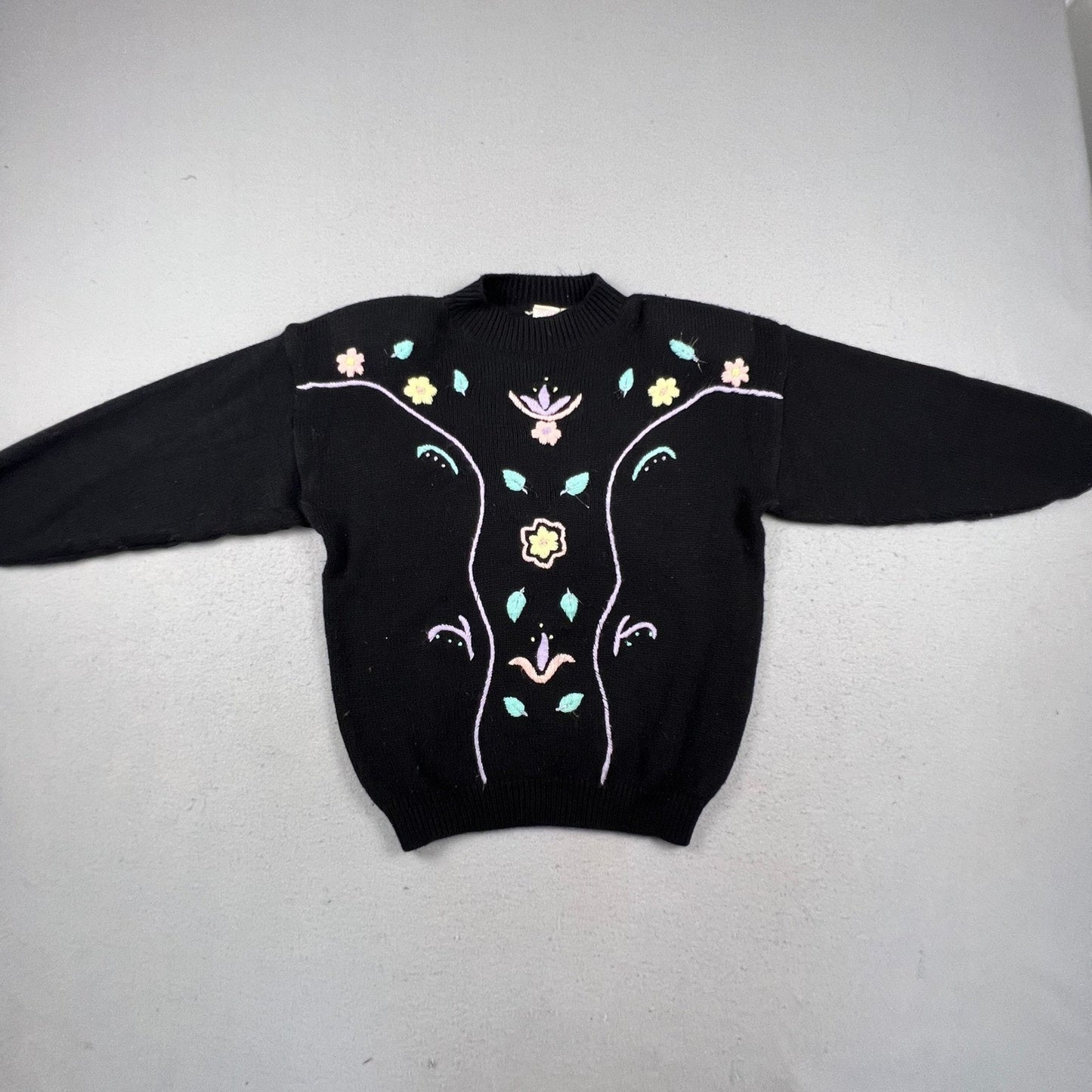 Basket Yarn Sweater Womens Large Black Floral Embroidered Knit Vintage Style
