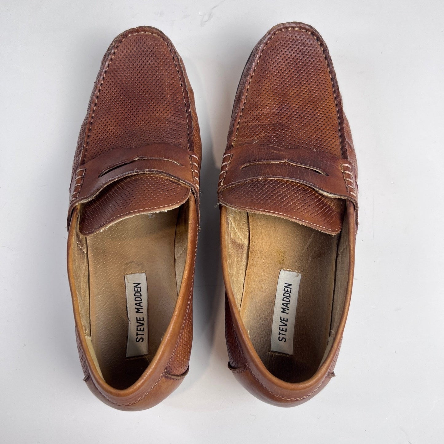Steve Madden Leather Dress Shoes Men's Size 10 Casual Loafers Perforated Slip-on