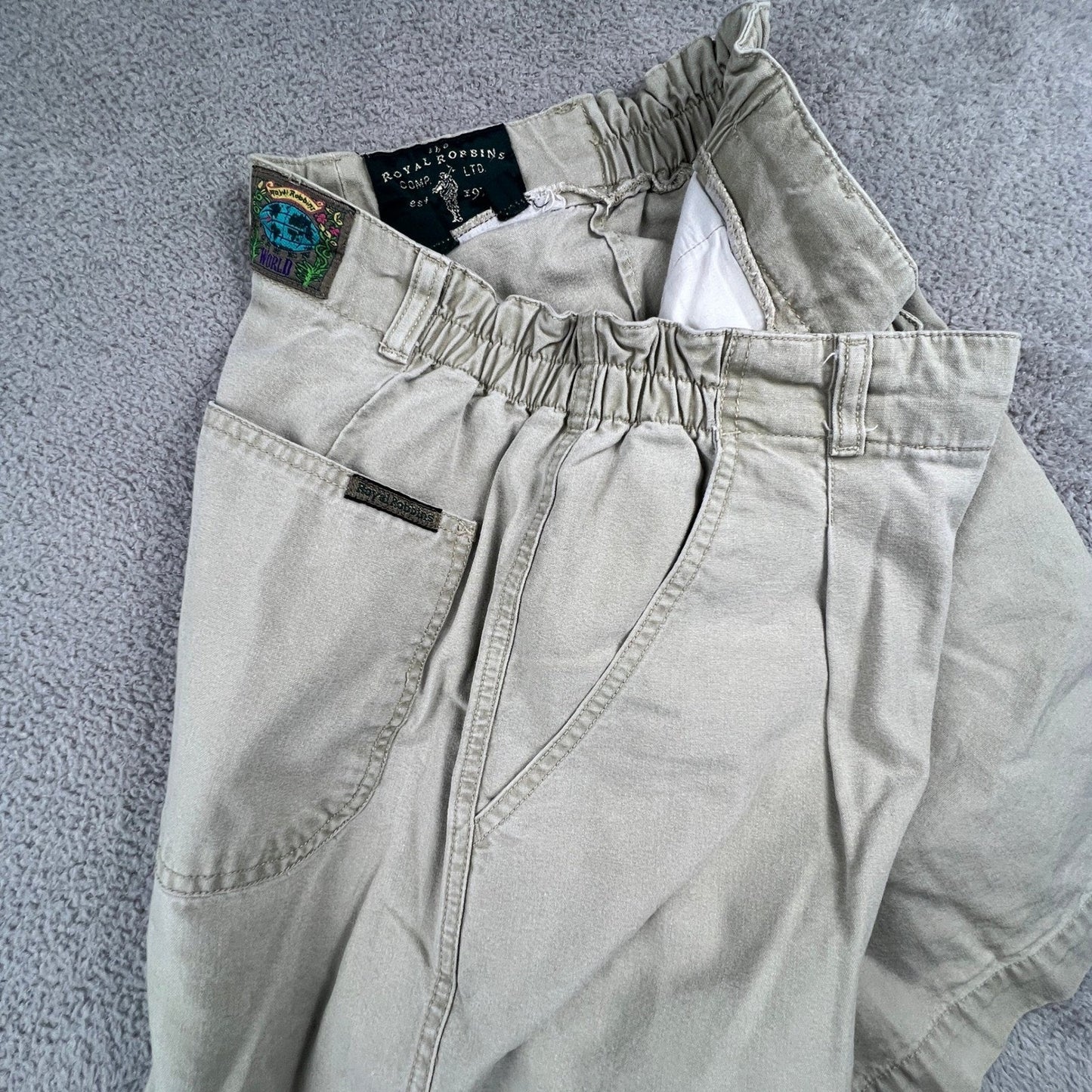 VTG Royal Robbins Canvas Shorts Womens 14 Khaki Pleated Elastic Hiking Outdoor