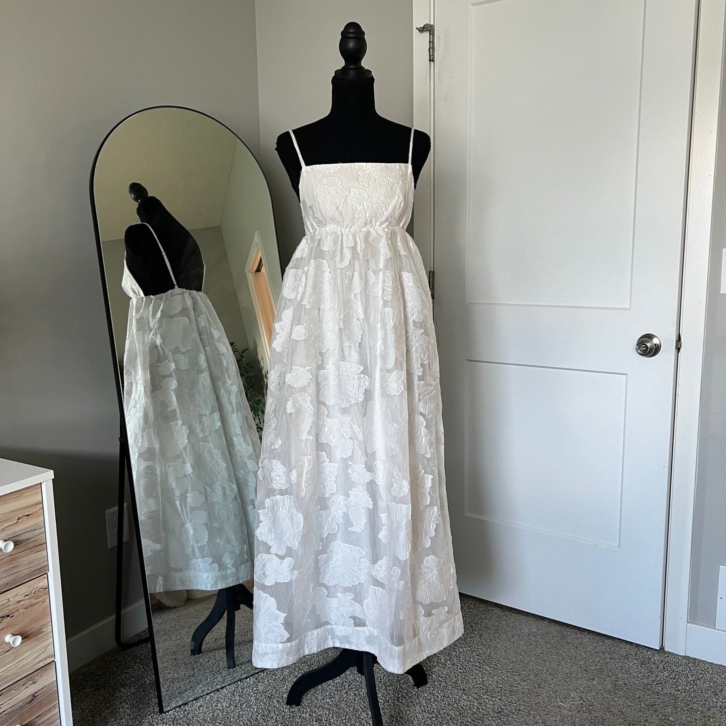 BHLDN Maxi Dress Womens Small White Floral Jacquard Organza Empire Bridal Boho