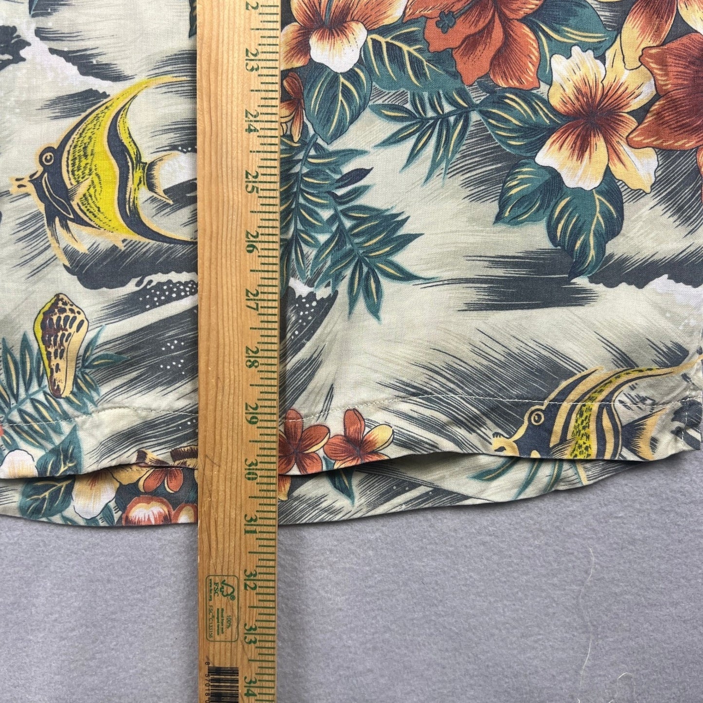Vtg Tommy Bahama Hawaiian Shirt Mens L Tan Floral Fish Tropical Camp Aloha