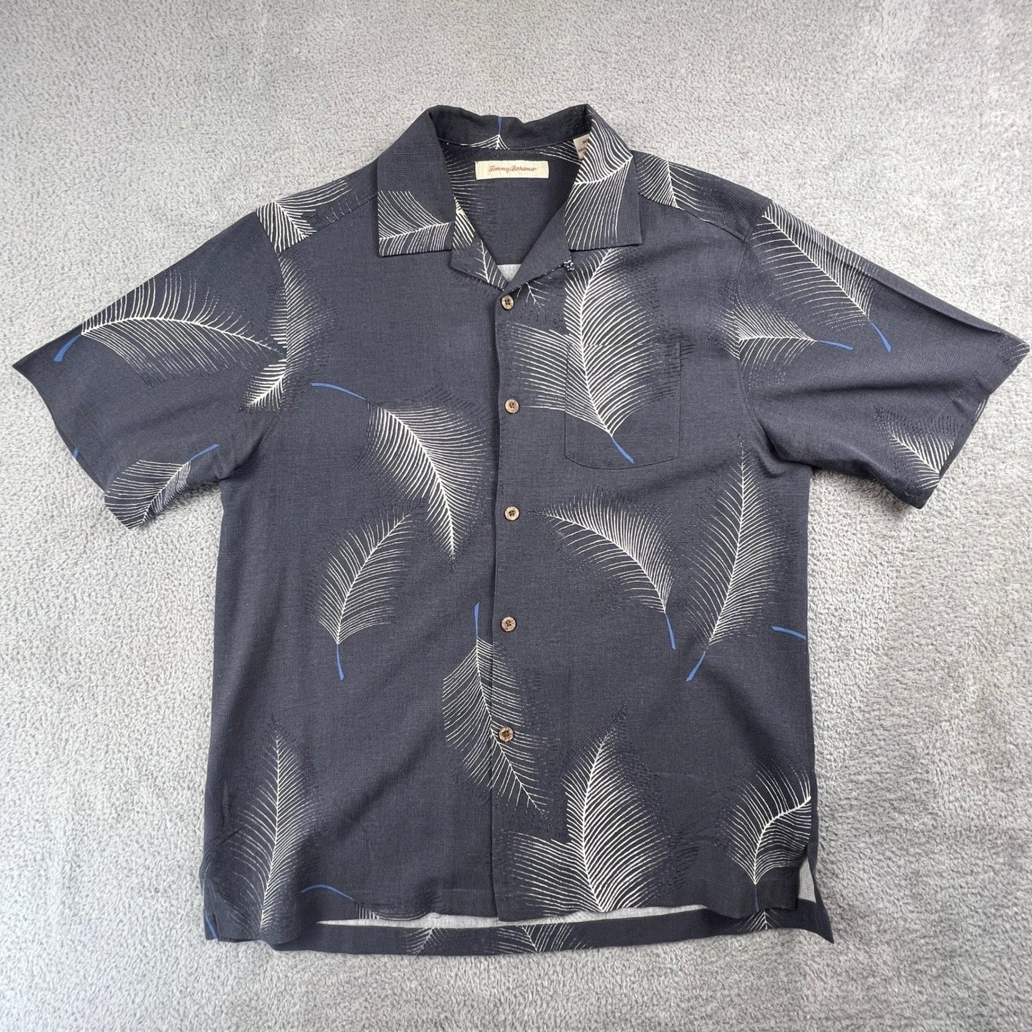 Tommy Bahama Silk Camp Shirt Mens M Navy Blue Tropical Aloha Island Resort Coast
