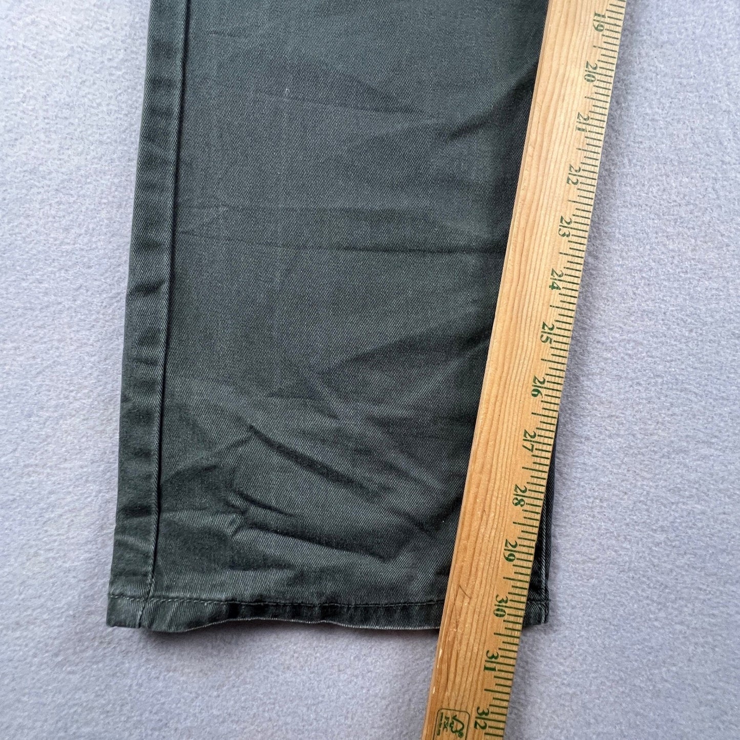 Mossimo Supply Co Pants Mens 34x31 Olive Green Slim Straight Cotton Chino Casual