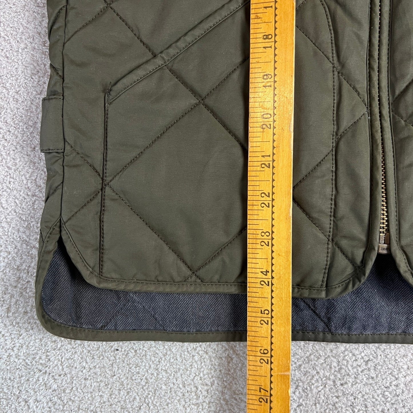J. Crew Quilted Vest Olive Green Mens XS Sussex Primaloft Outerwear Lightweight