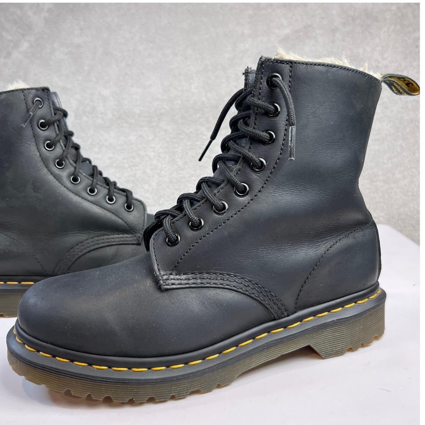 Dr Martens Boots US Size 8 1460 Black Leather Faux Fur Lined Combat Boots