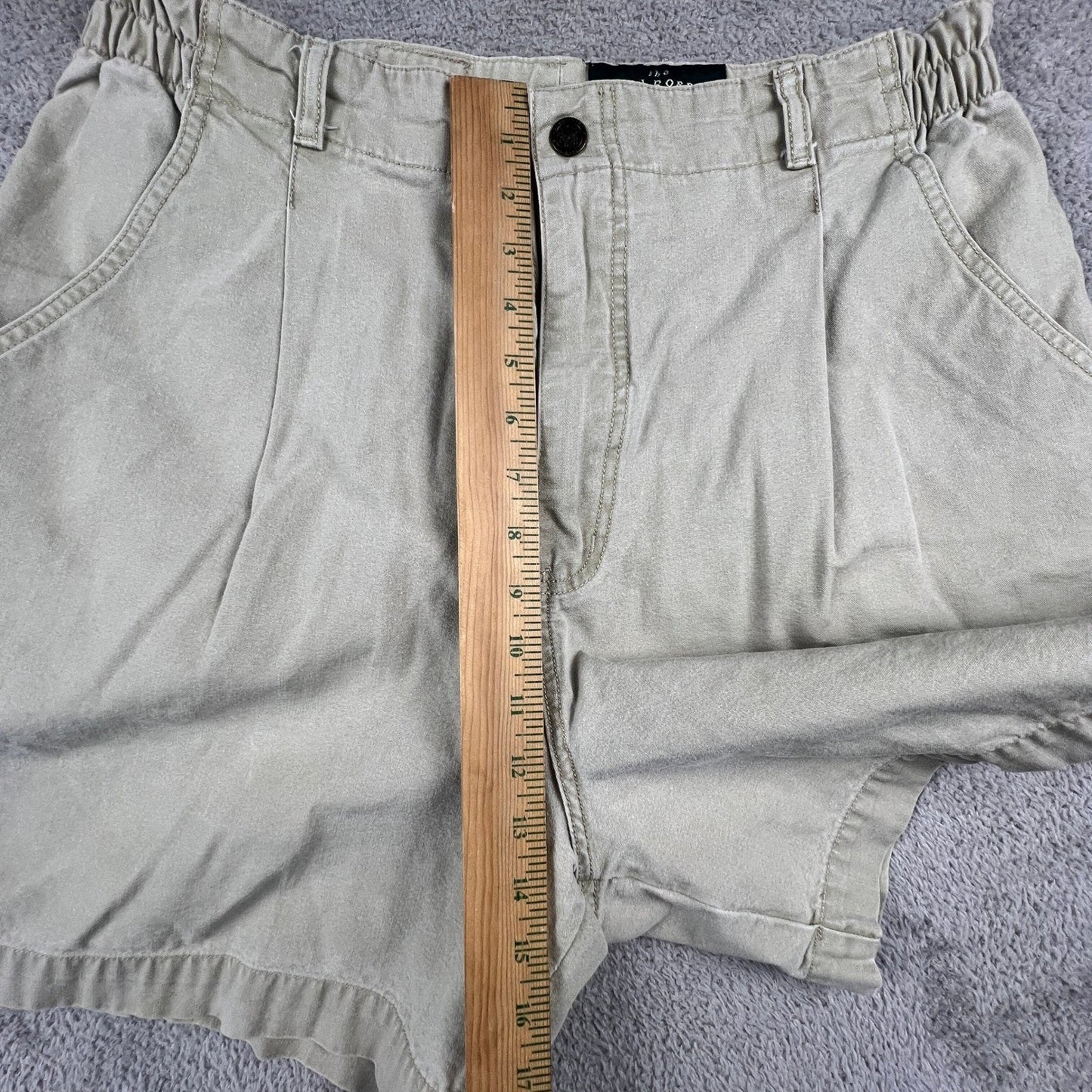 VTG Royal Robbins Canvas Shorts Womens 14 Khaki Pleated Elastic Hiking Outdoor