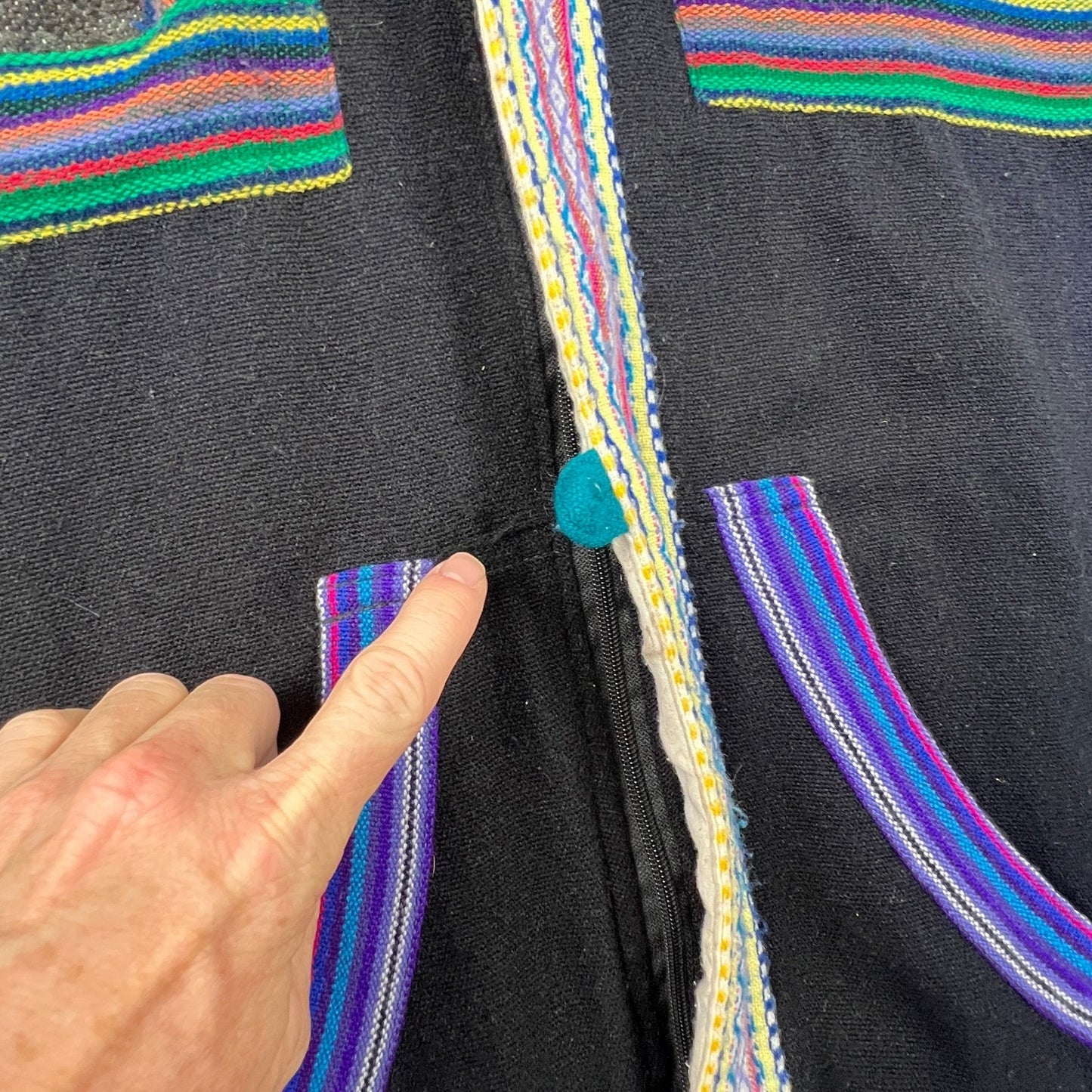 Artesanias Tahuantinsuyo Wool Jacket Mens XL Black Folk Art Otavalo Ecuador Boho