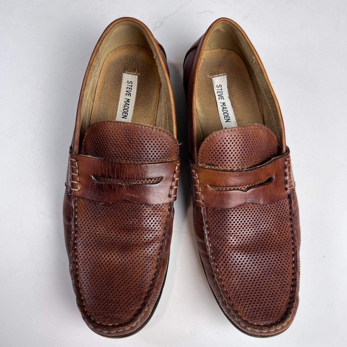 Steve Madden Leather Dress Shoes Men's Size 10 Casual Loafers Perforated Slip-on