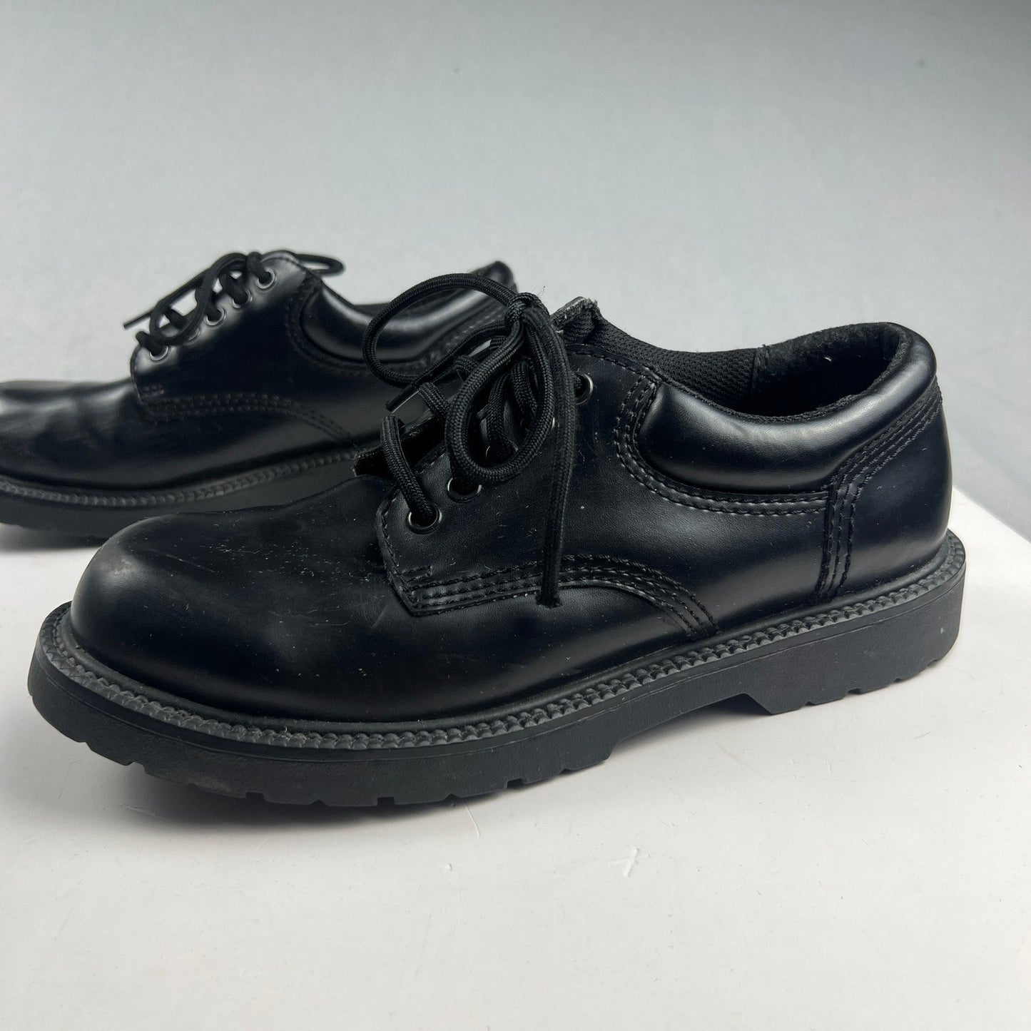 SafeTStep Slip Resistant Work Shoes Mens 7 Black Lace Up Oxford Dark Academia
