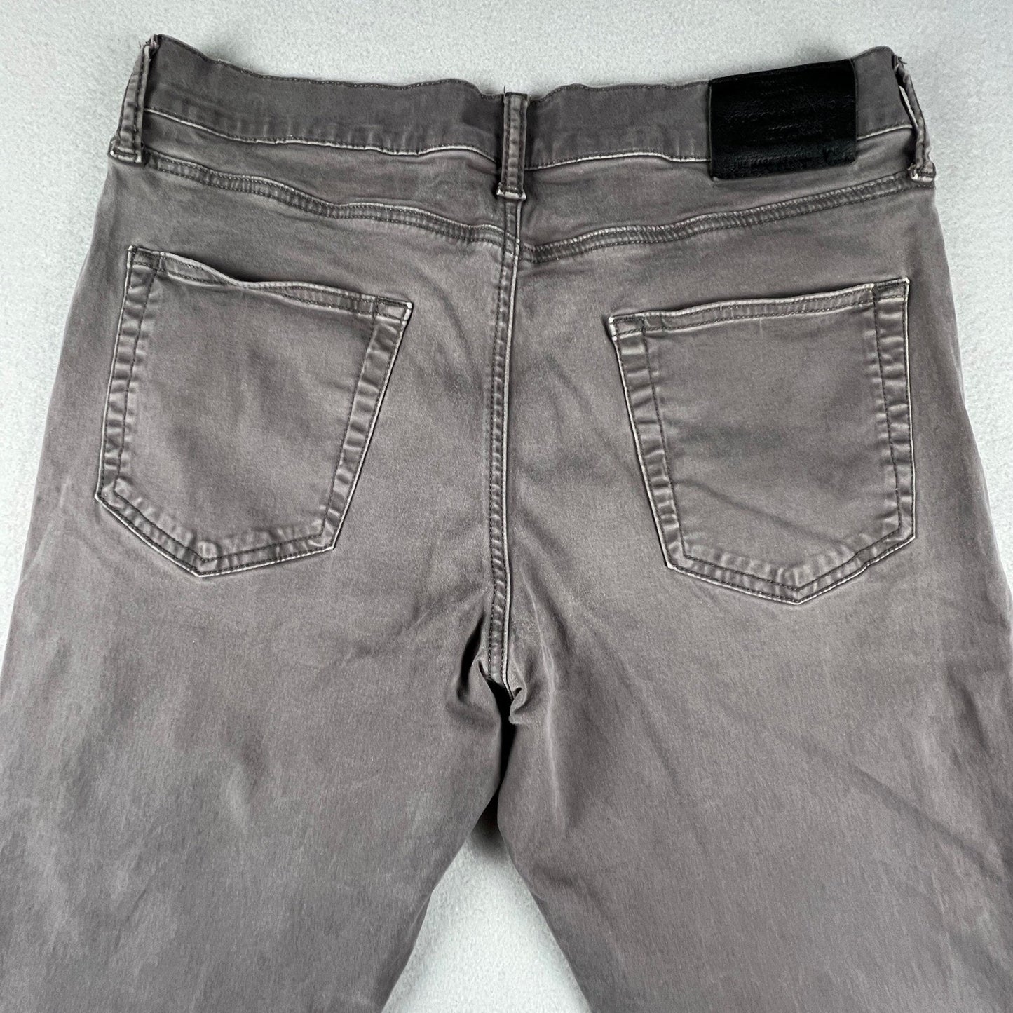 Lucky Brand 410 Athletic Slim Pants Mens 34x30 Gray Stretch Casual Chino Denim