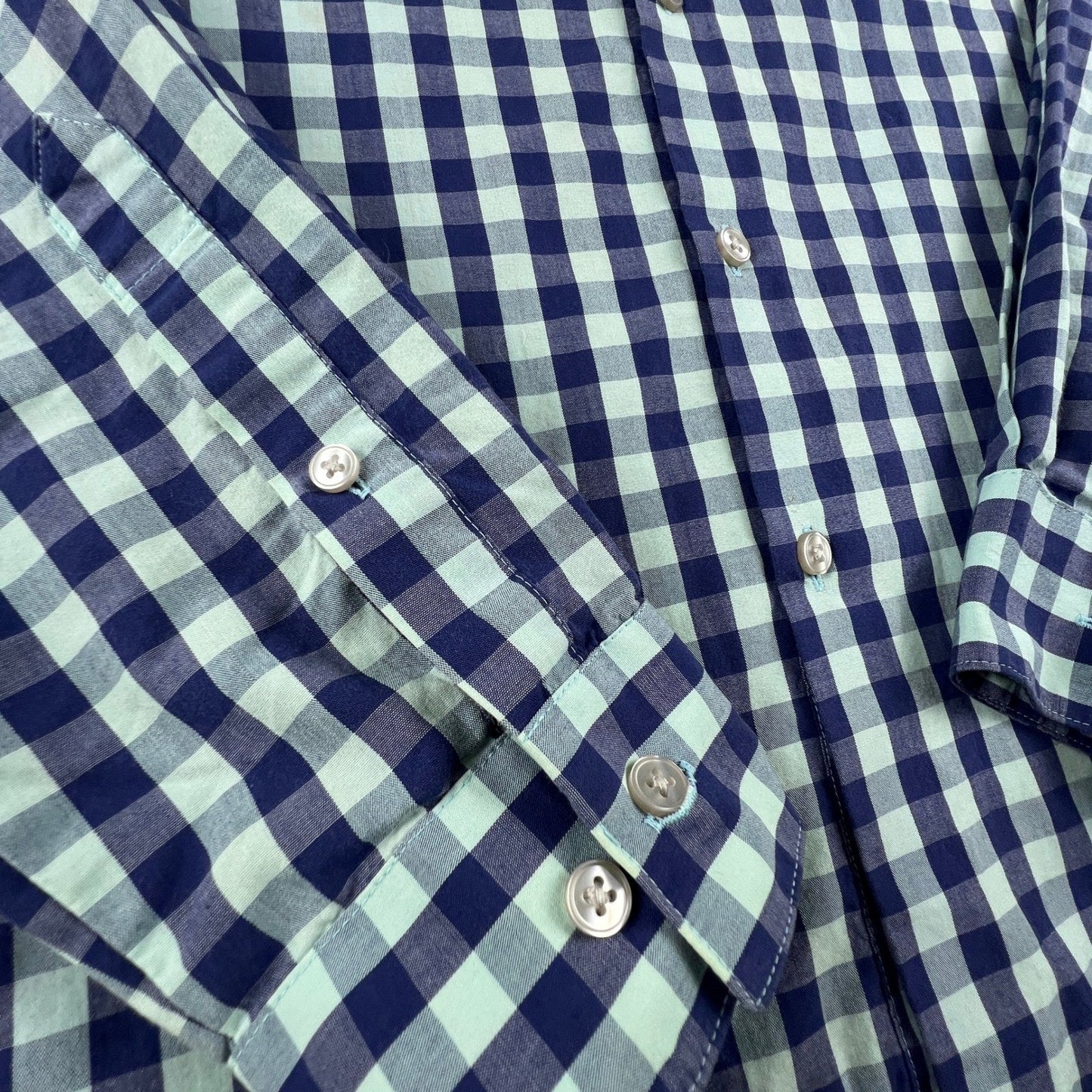 Van Heusen Button Down Shirt Men 16-16.5 Gingham Slim Fit Wrinkle Free Office