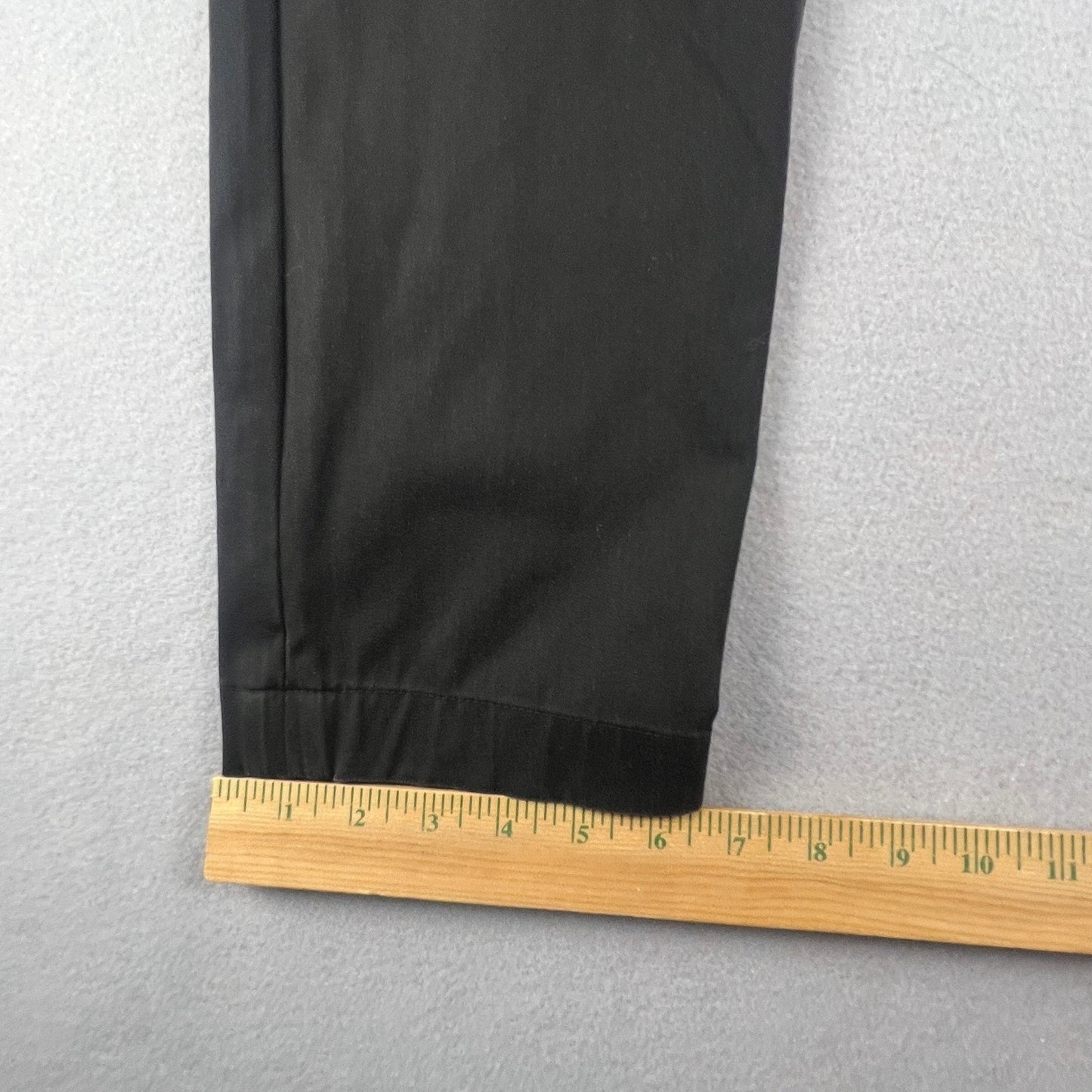 Lululemon Commission Slim-Fit Pant Mens 30 Black Technical Chino Casual Trousers