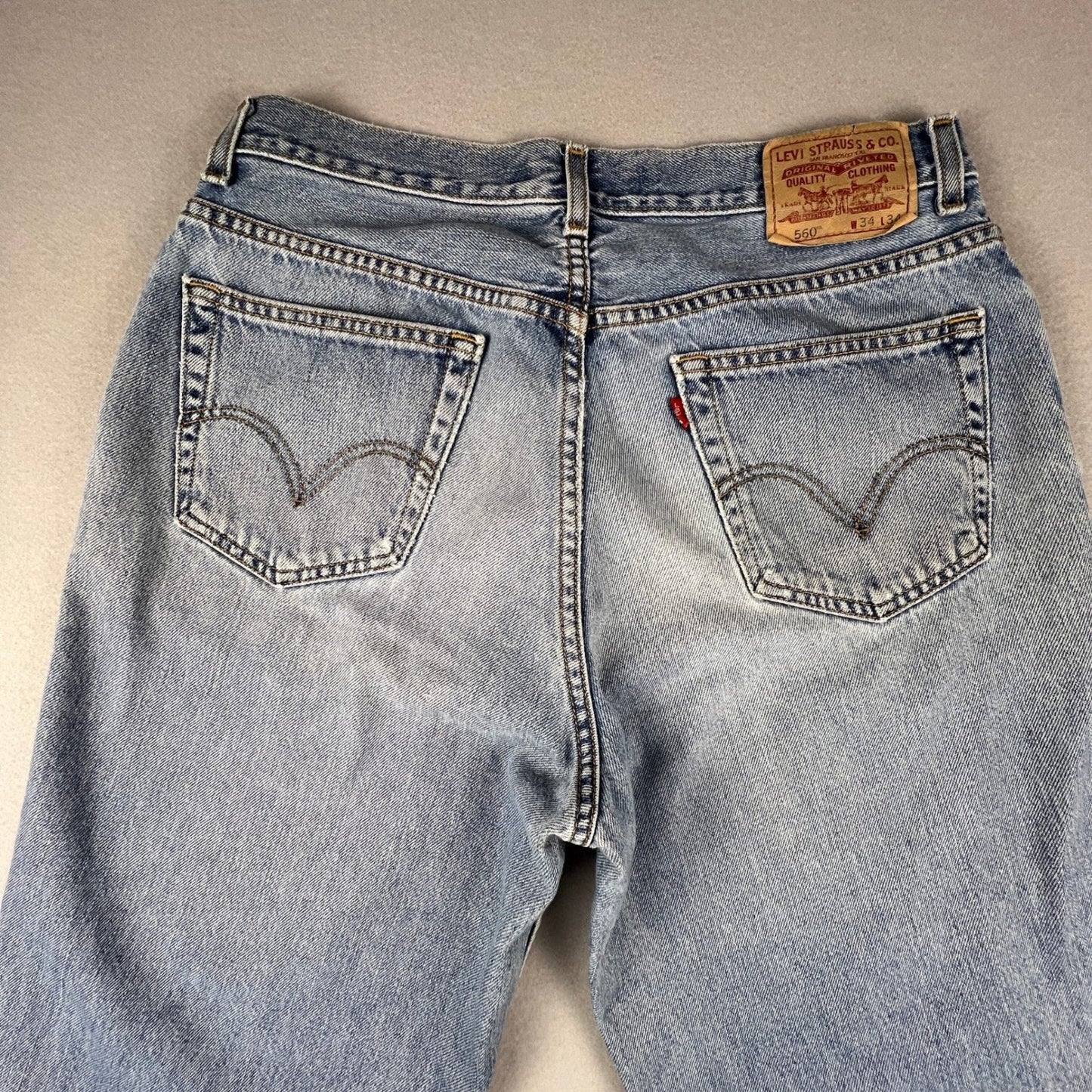 Levi's 560 Comfort Fit Jeans Mens 34x34 Light Wash Relaxed Tapered Denim Vintage