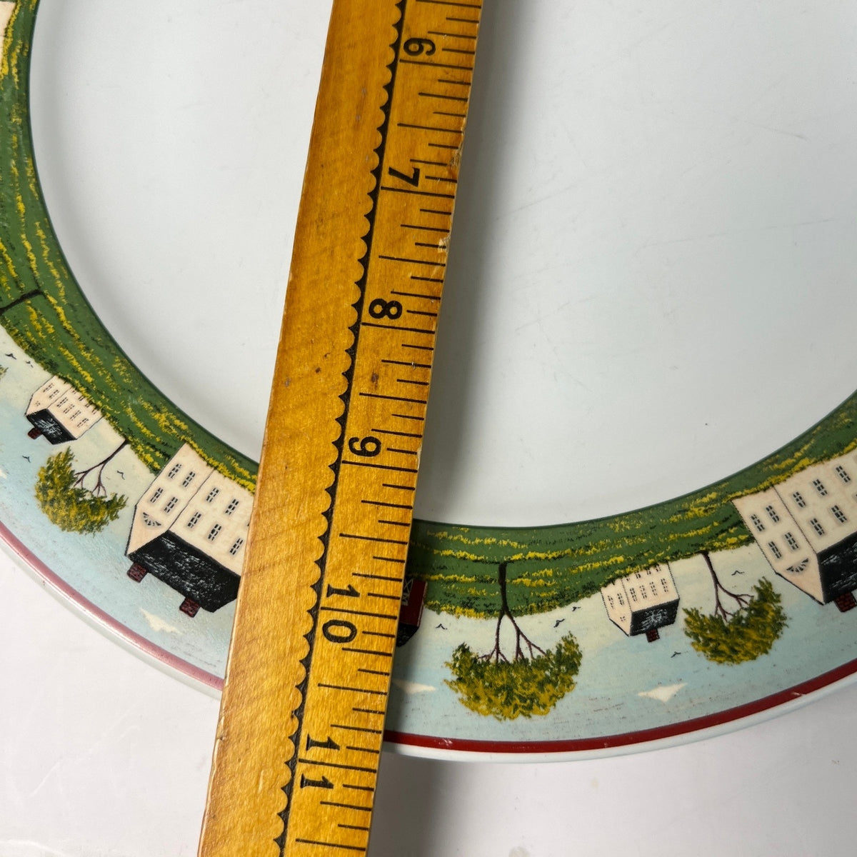 Sakura Dinner Plates Warren Kimble Brandon House 10.75" White Folk Art Farmhouse