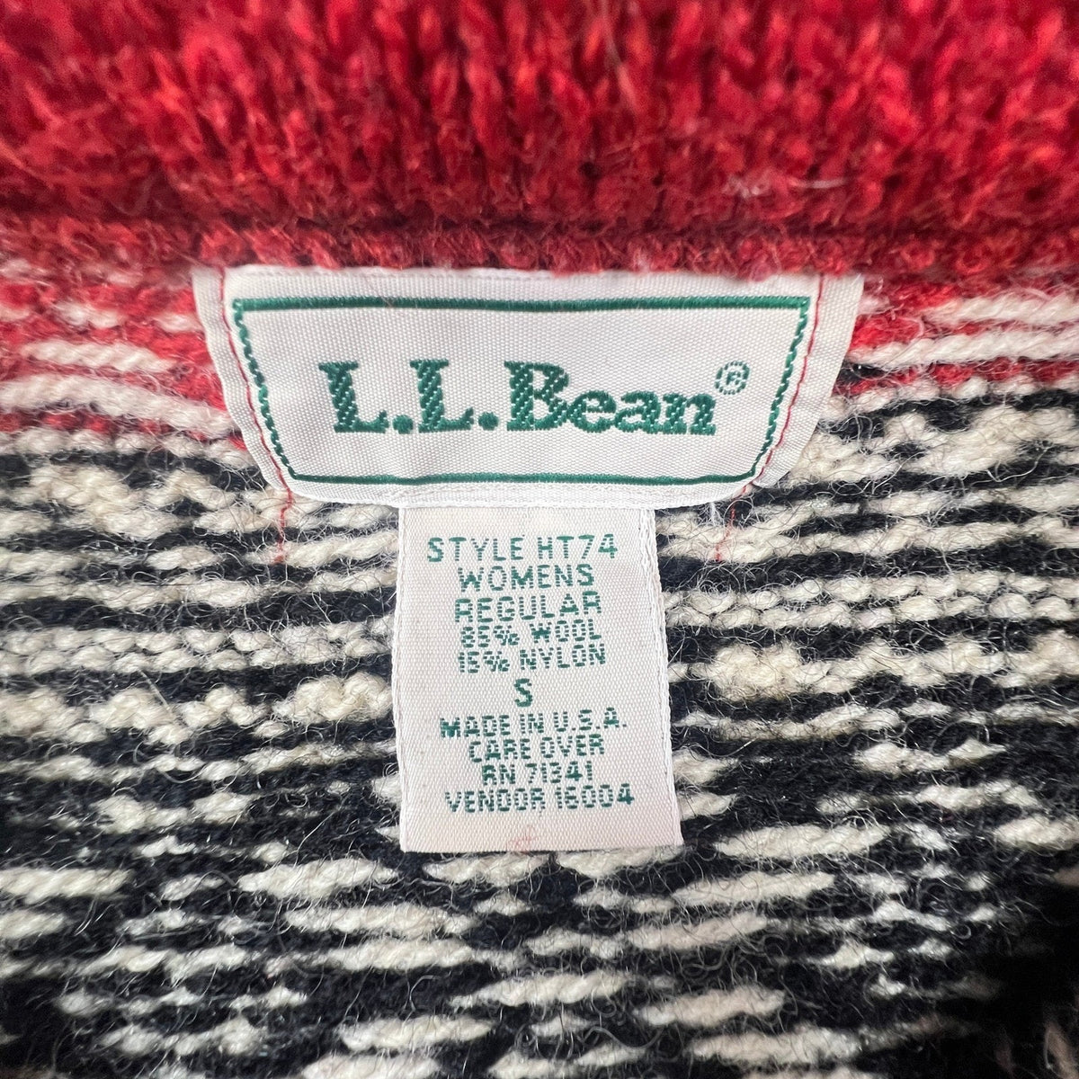 L.L. Bean Sweater Womens Small Cream Red Nordic Fair Isle Wool Blend VTG USA