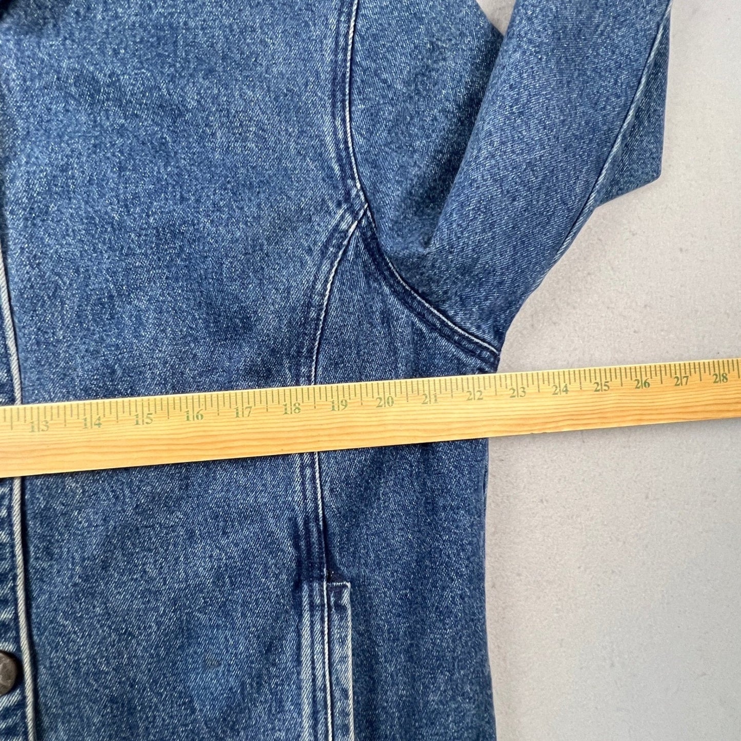 Woolrich Denim Barn Jacket Womens L Blue Leather Collar Fleece Lined Workwear