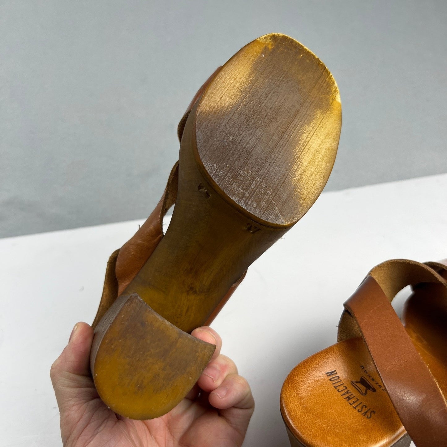 Brown Leather Wood Block Heel Boho Retro Platform Sandals Made in Italy Size 7
