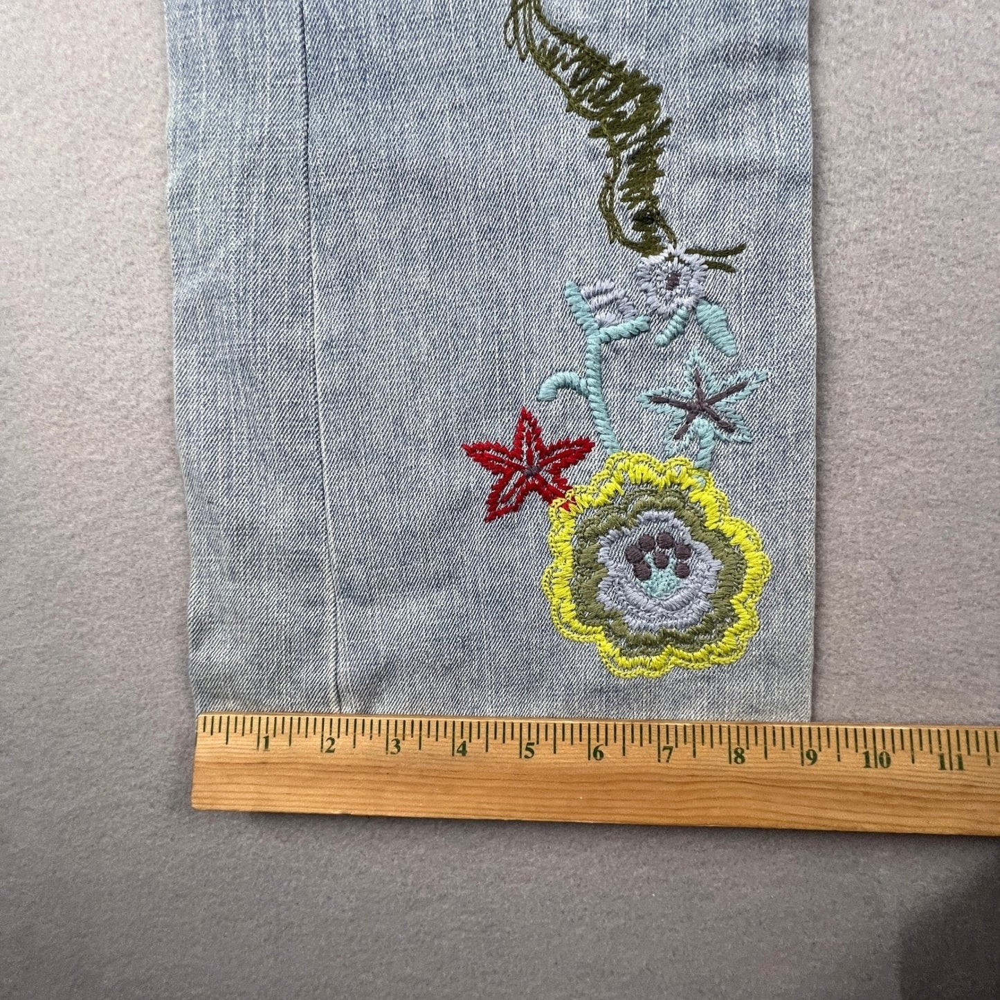 VTG Y2K Bebe Flare Jeans Womens 27 Embroidered Distressed Patchwork Boho