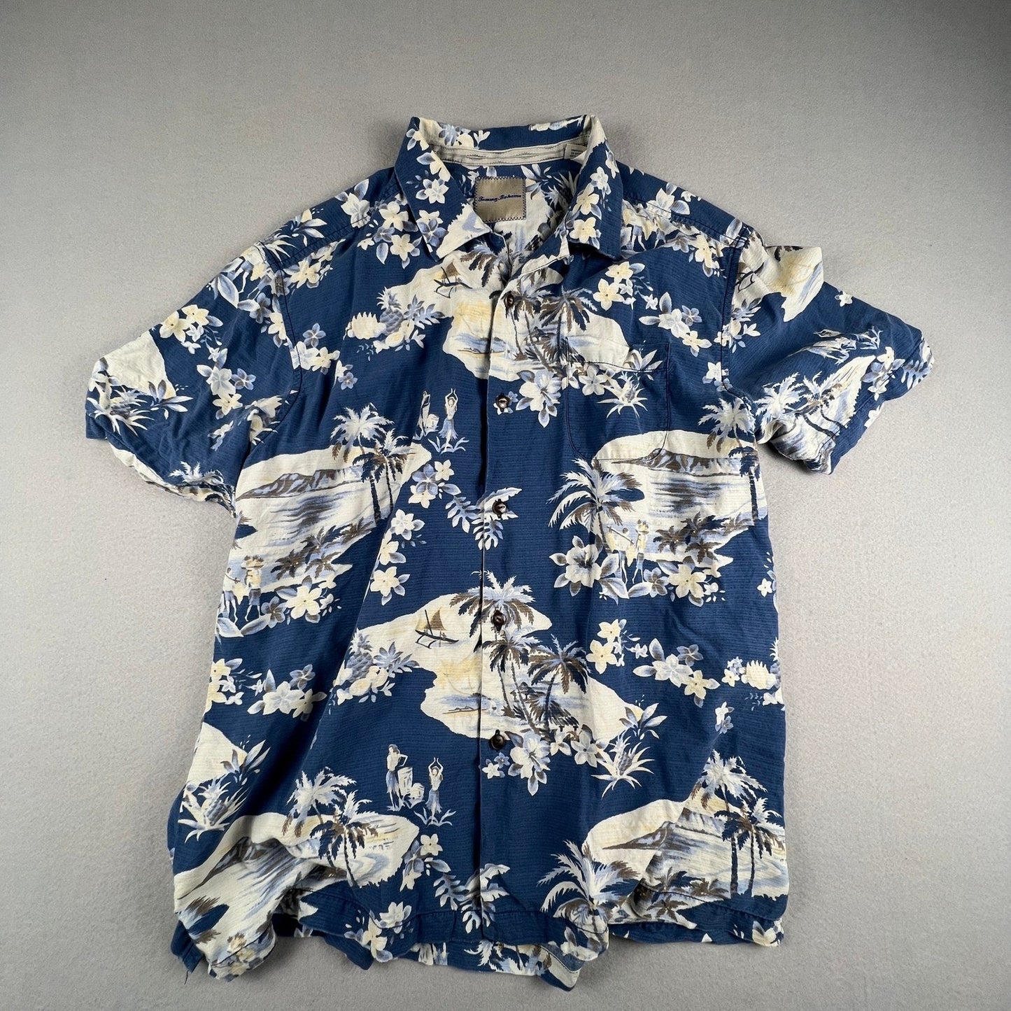Tommy Bahama Button Front Shirt Mens L Blue Silk Hawaiian Palm Tree Island Aloha
