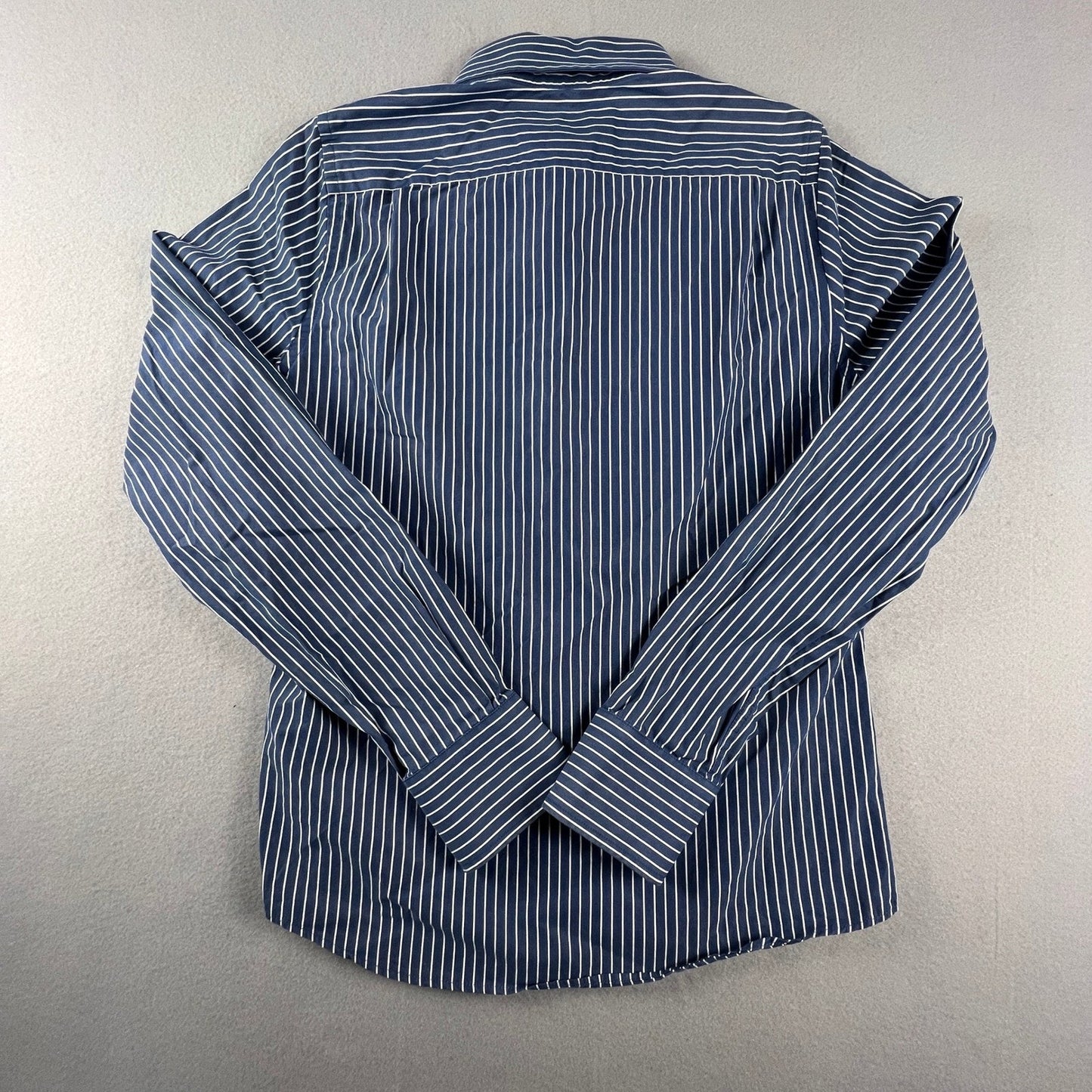 Abercrombie & Fitch Button Down Shirt Mens M Blue Striped Muscle Fit Preppy Logo