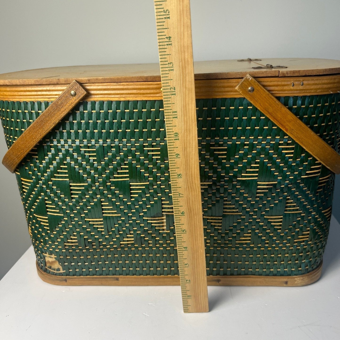 VTG 60s Hawkeye Picnic Basket Green Woven Wood Lid Mid Century Retro Decor