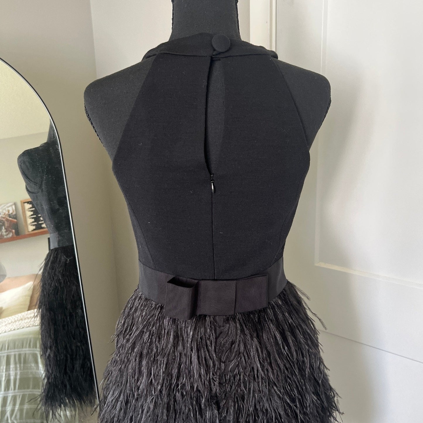 Milly Mini Dress Womens 2 Feather Black Halter Sleeveless Cocktail Party Glam