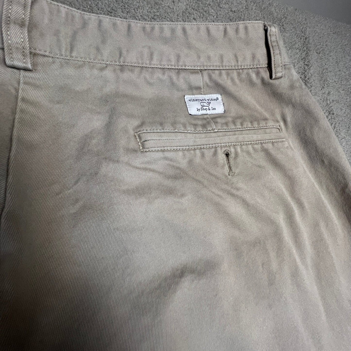 Vineyard Vines Mens Khaki Pants 36x34 100% Cotton Chino Straight Leg Tan