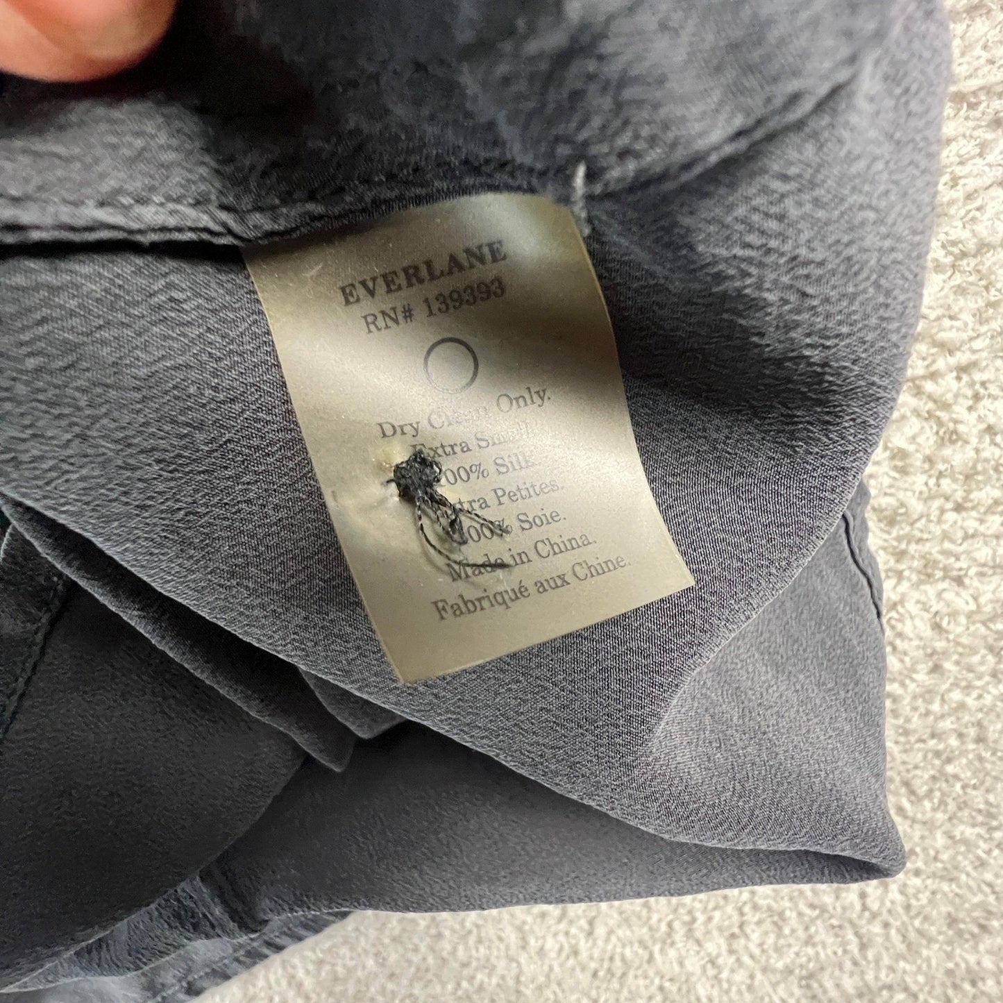 Everlane 100% Silk Dress Womens XS Black Sandwashed Keyhole Back Minimalist
