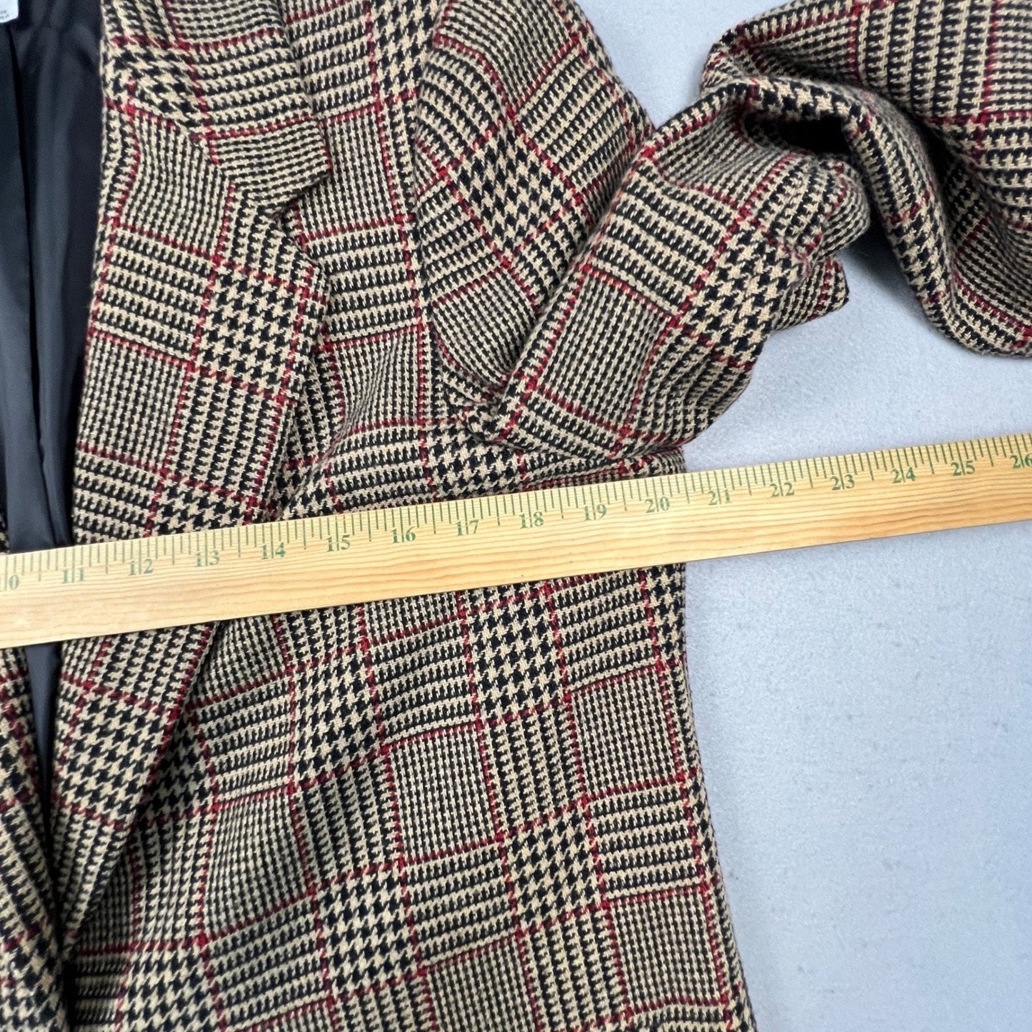 VTG 90s Preppy Dark Academia Blazer Women 14P Glen Plaid Wool Blend Business