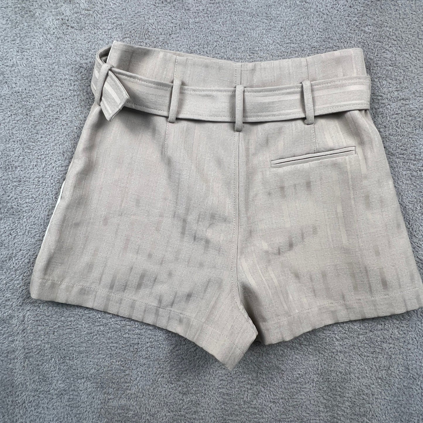 Lily Belted Shorts Womens 6 White Beige High Waist Summer Chic Colorblock