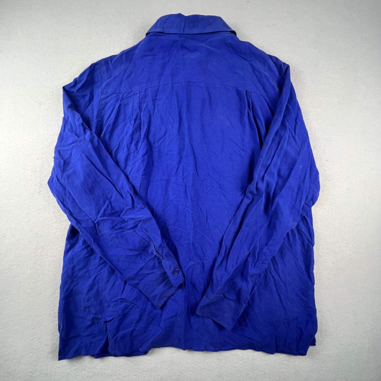 VTG Van Heusen Silk Button Up Shirt Womens Large Blue Long Sleeve Blouse Office Chic