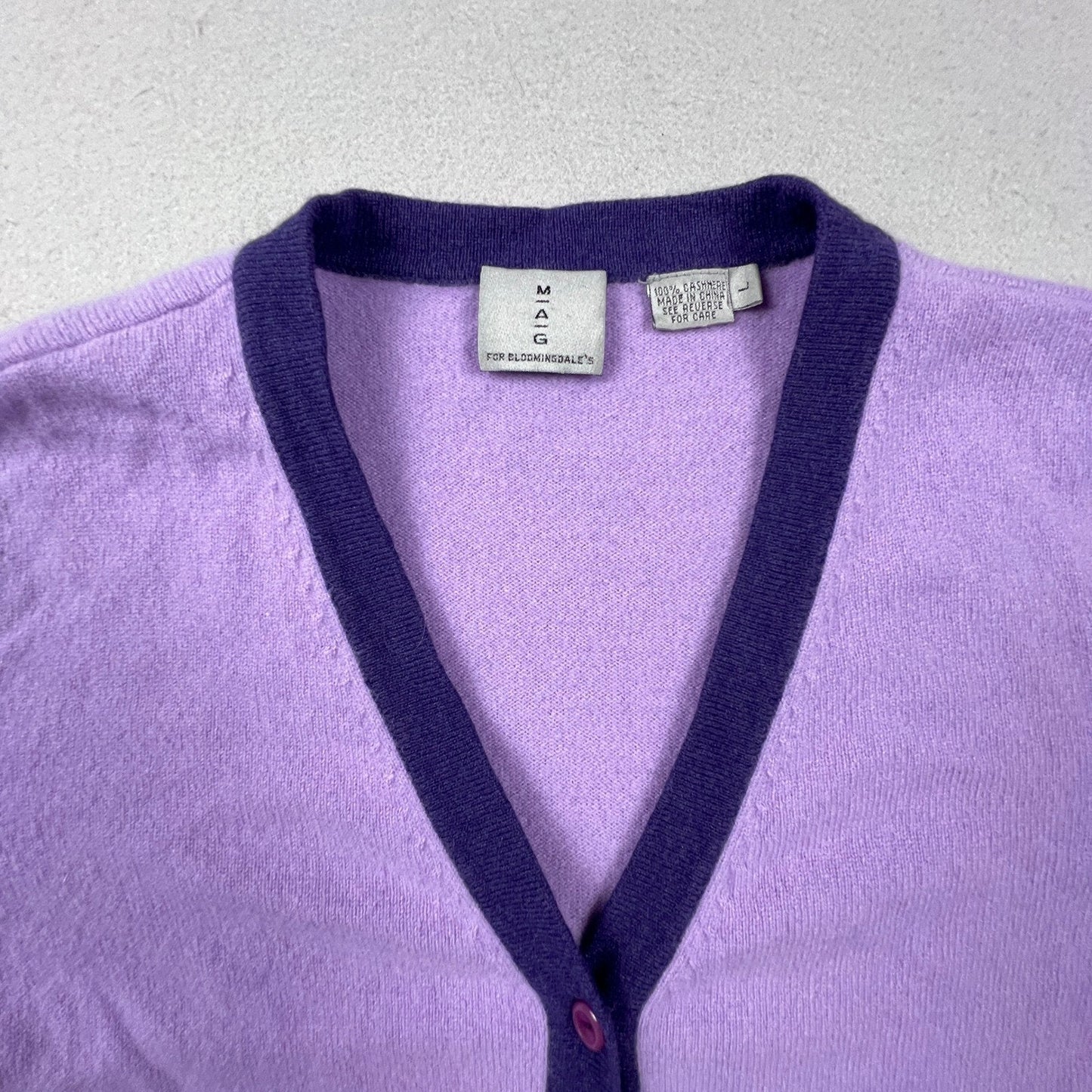 MAG Cardigan Womens L Purple 100% Cashmere V-Neck Bloomingdales Luxury Soft