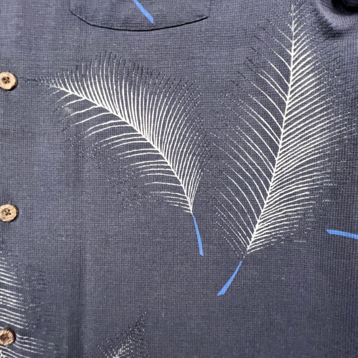 Tommy Bahama Silk Camp Shirt Mens M Navy Blue Tropical Aloha Island Resort Coast