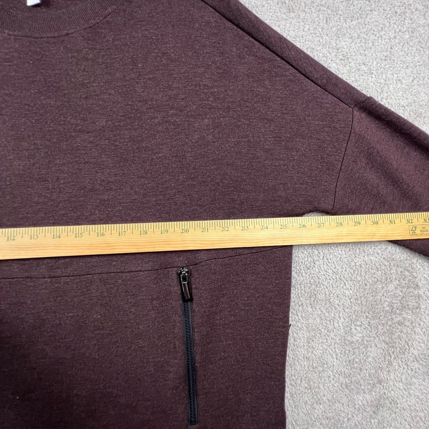 Varley Womens Oversized Sweatshirt Zipper Pocket Burgundy Plum Pullover Fashion