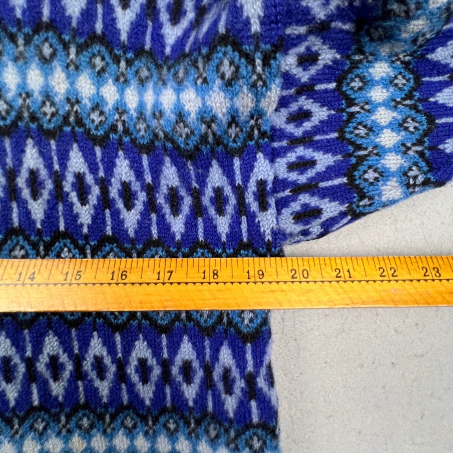 Vintage Iceland Jersey Modeller Cardigan Women 44 Fair Isle Knit Sweden Scando