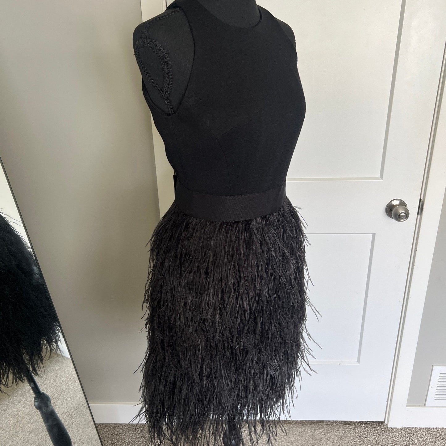 Milly Mini Dress Womens 2 Feather Black Halter Sleeveless Cocktail Party Glam