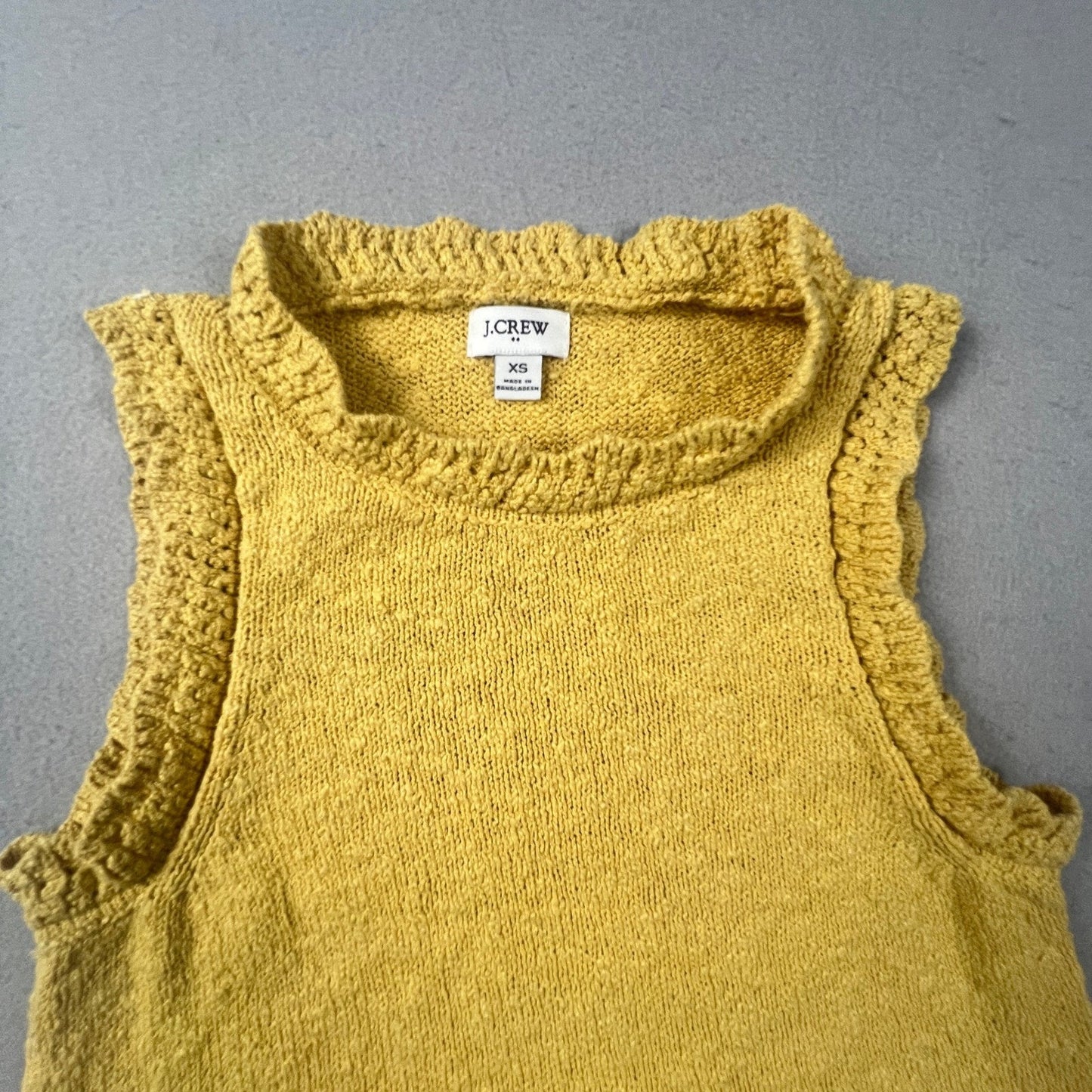 J.Crew Sweater Vest Womens XS Yellow Ruffle Trim High Neck Preppy Chic Classy