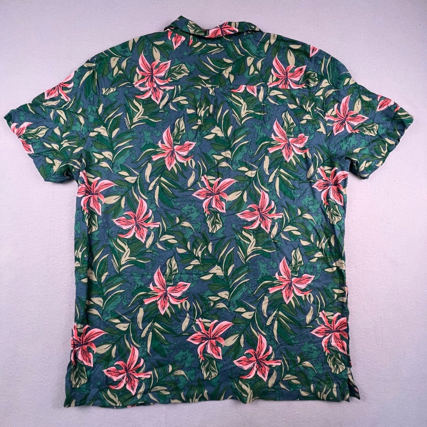 Hawaiian Button Up Shirt Mens XL Floral Tropical Summer Camp Aloha Vacation