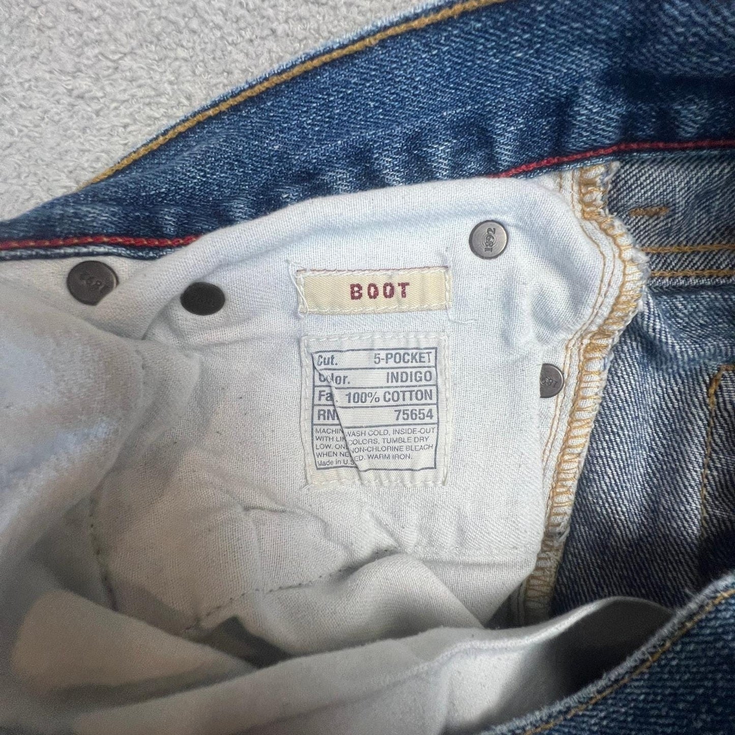 Vintage Y2K Abercrombie & Fitch Mens 31x28 Blue Faded Raw Hem Straight Leg Jeans