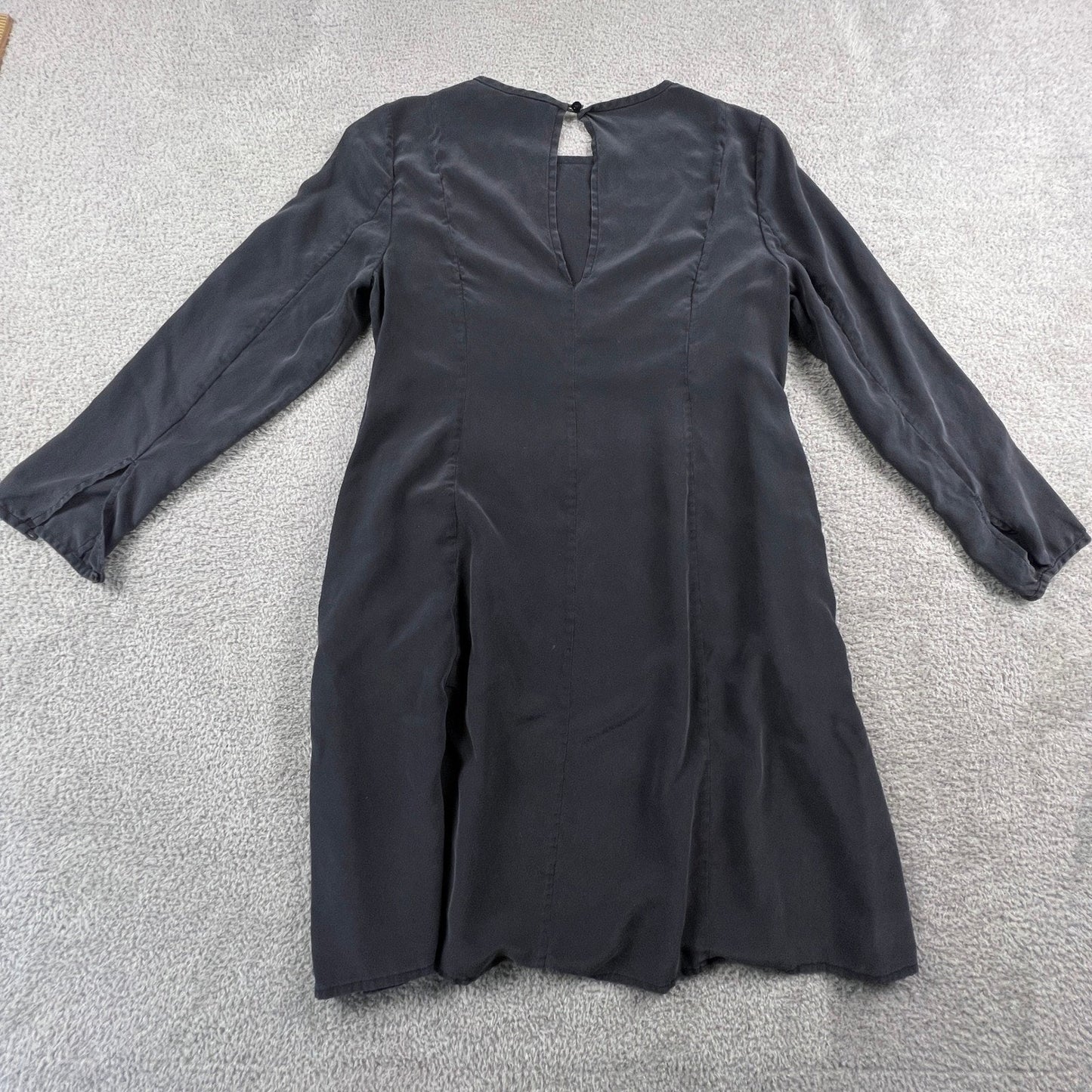 Everlane 100% Silk Dress Womens XS Black Sandwashed Keyhole Back Minimalist