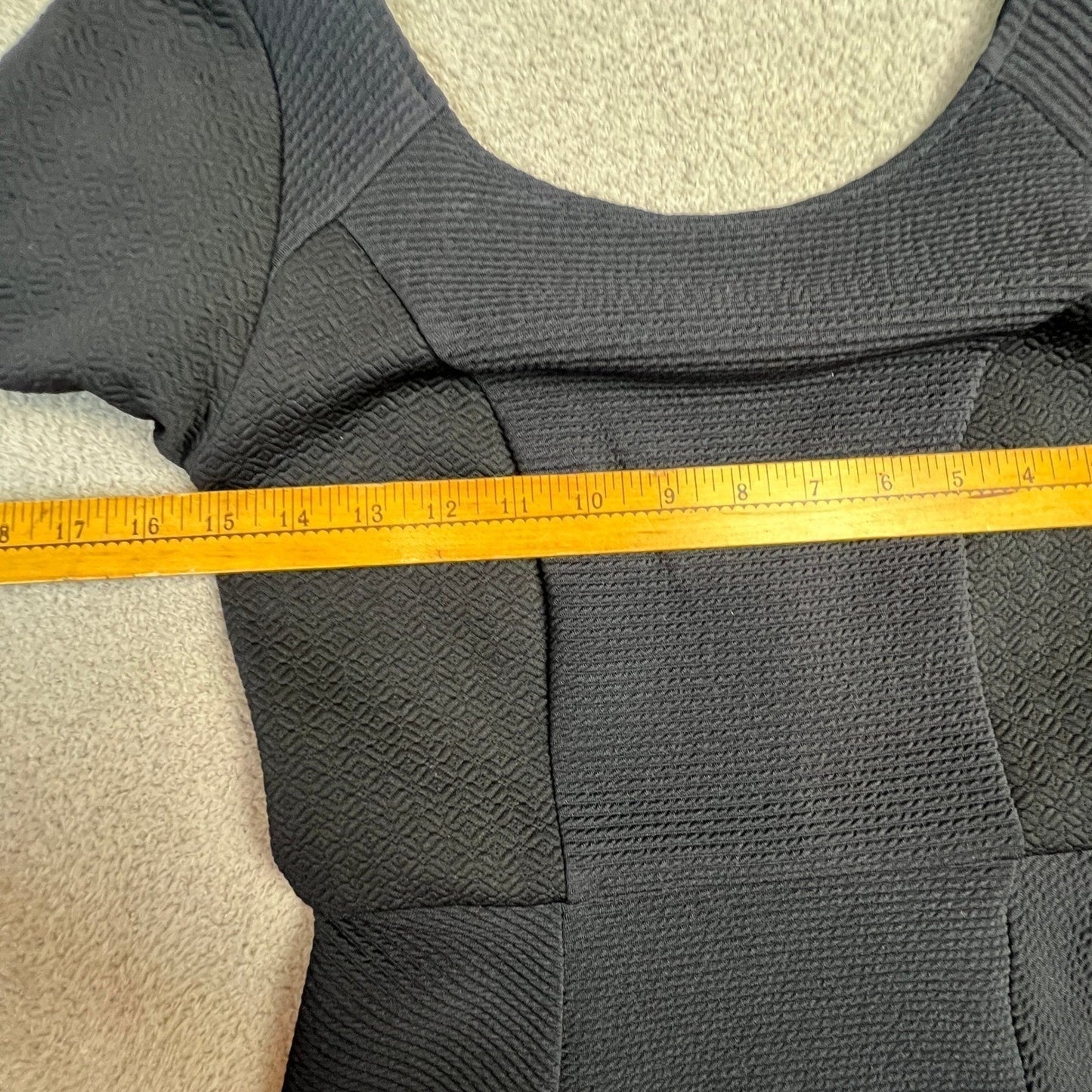 Little Black Dress Size 4 Textured Jacquard Short Sleeve Flounce Hem